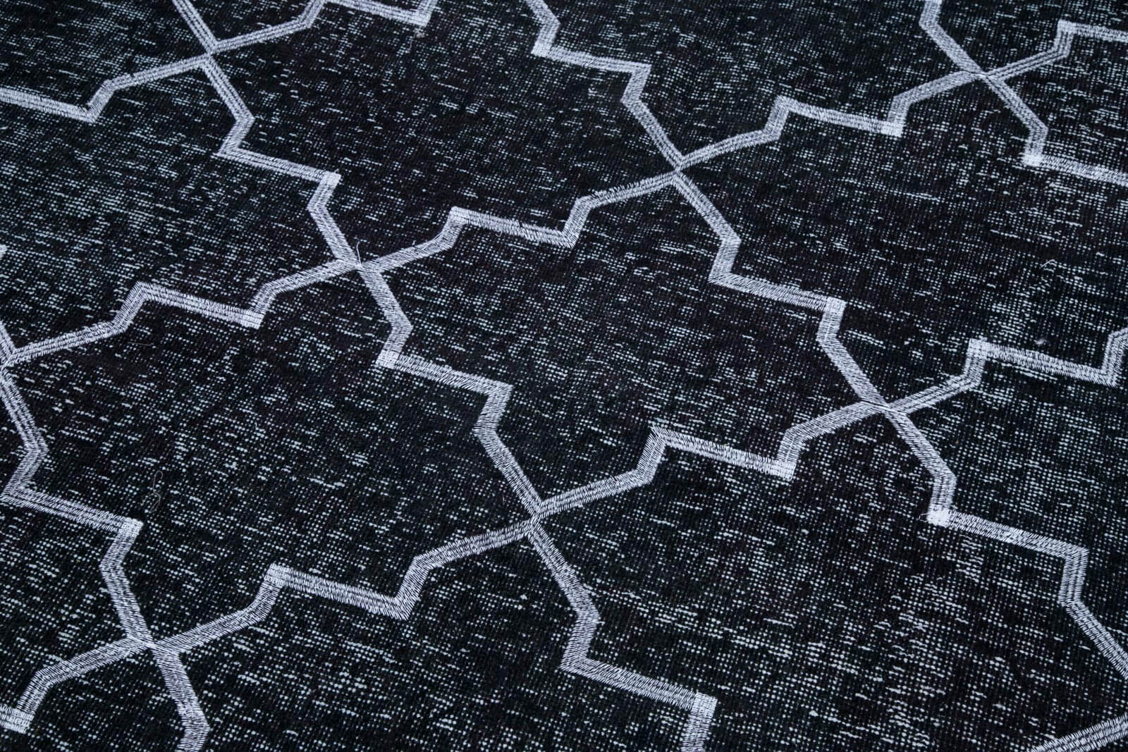 Handmade Geometric Rug – Black Area Rug With Cotton Wool Carpet 5'3''x9'8''