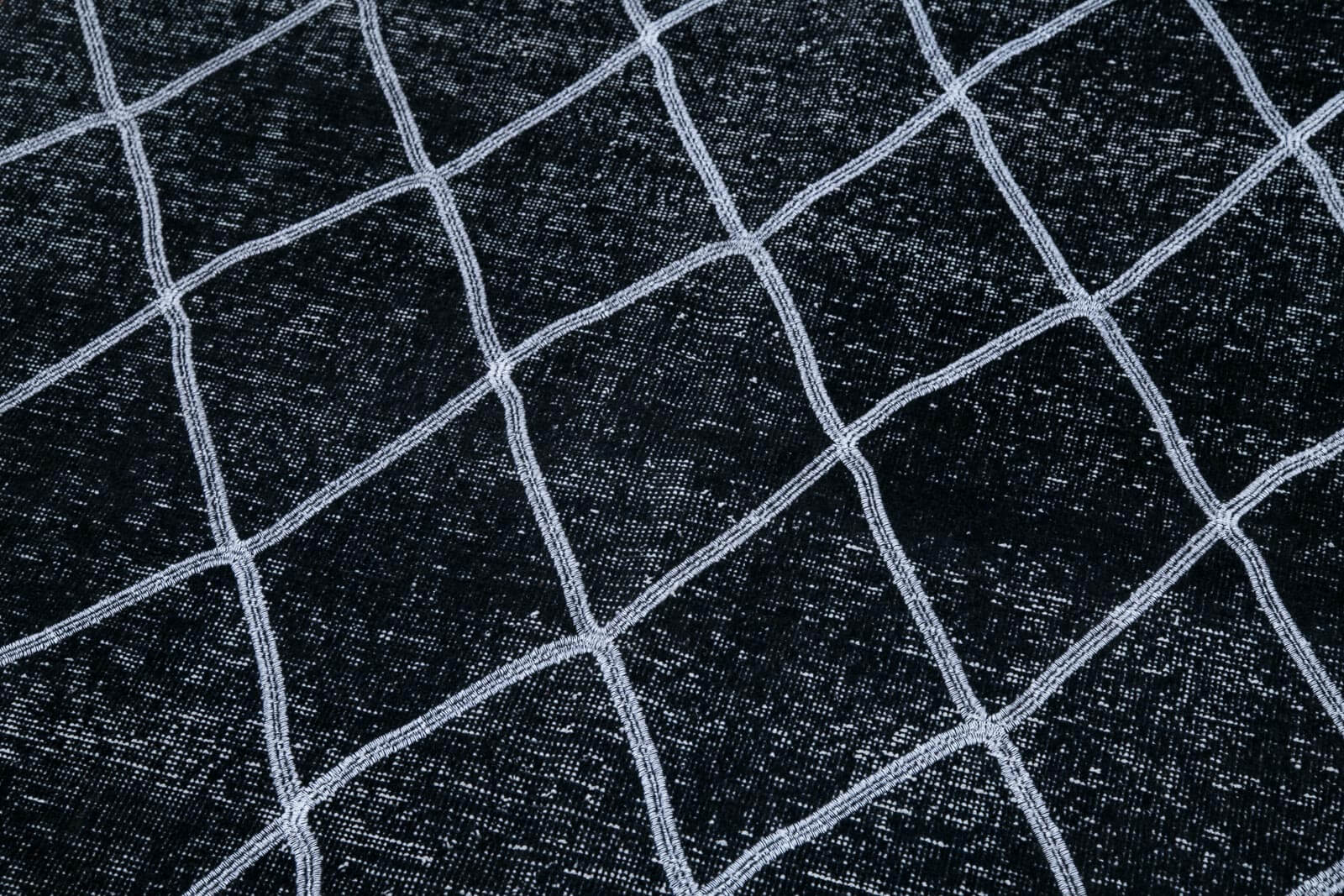 Handmade Geometric Rug – Black Area Rug Cotton Wool Carpet 4'8" x 12'10"