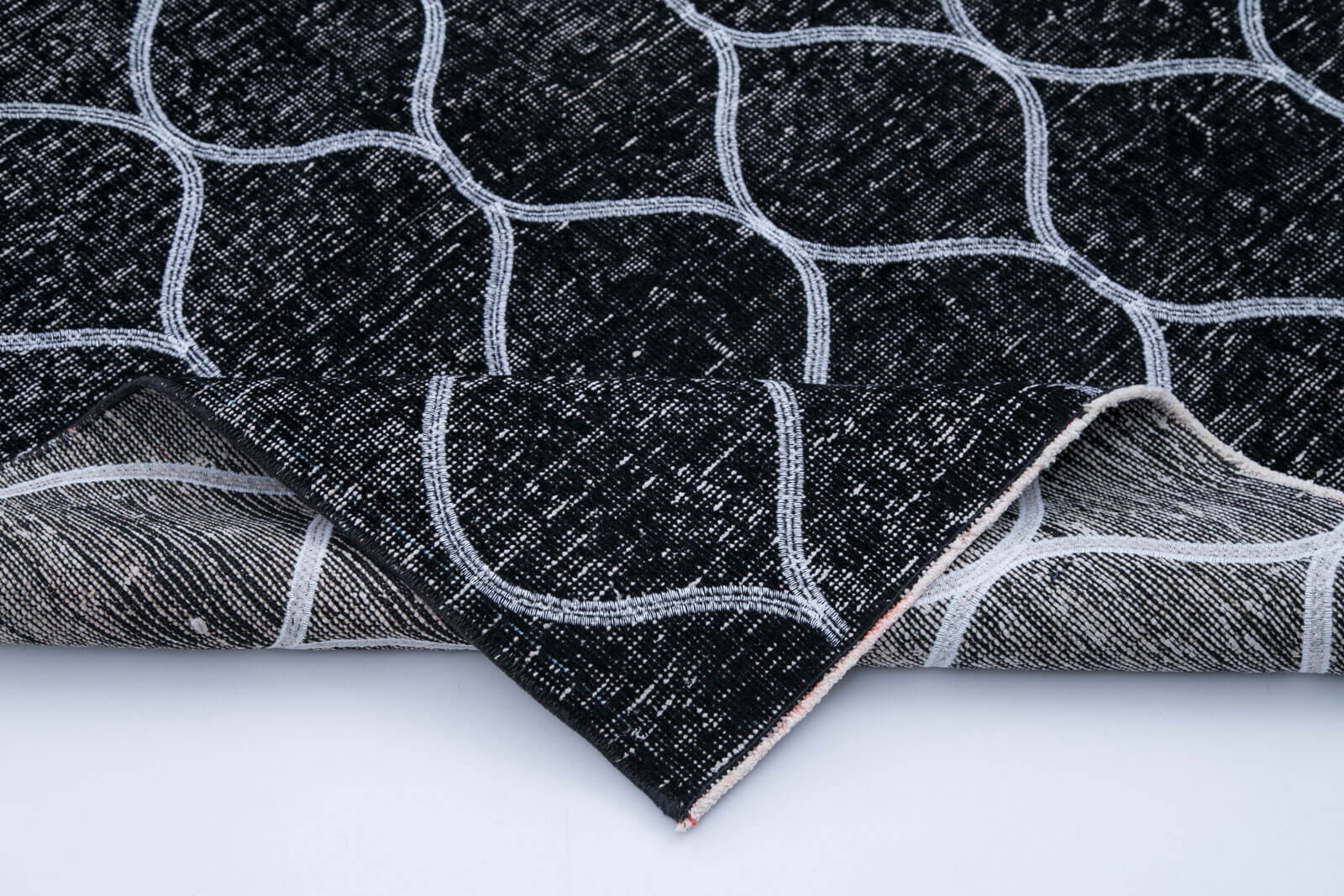 Handmade Geometric Rug - Black Area Rug Cotton Wool 5'0'' x 11'3'' Artisan Crafted