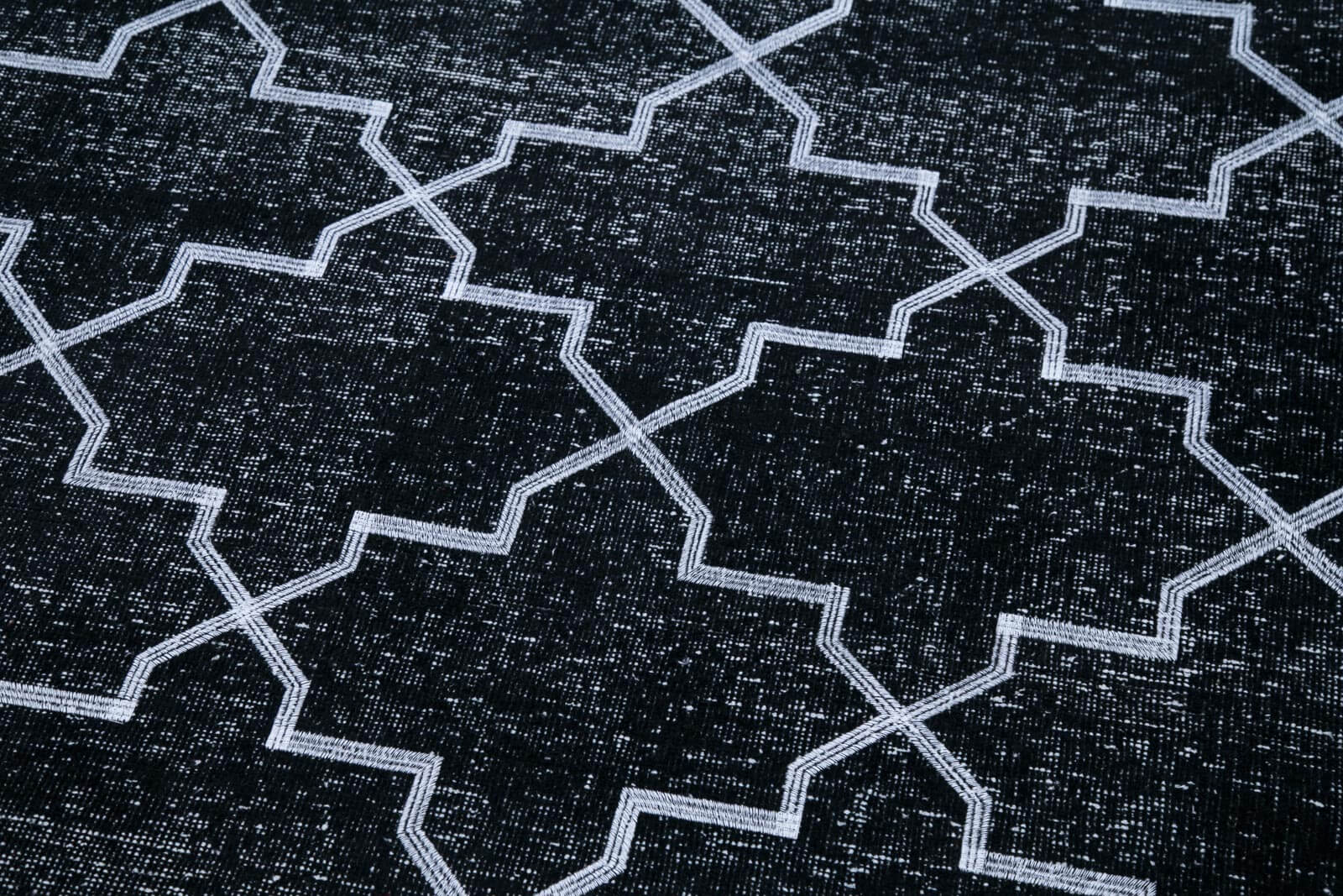 Handmade Geometric Rug - Black Area Rug Cotton Wool Carpet Flat Weave 4'8''x13'