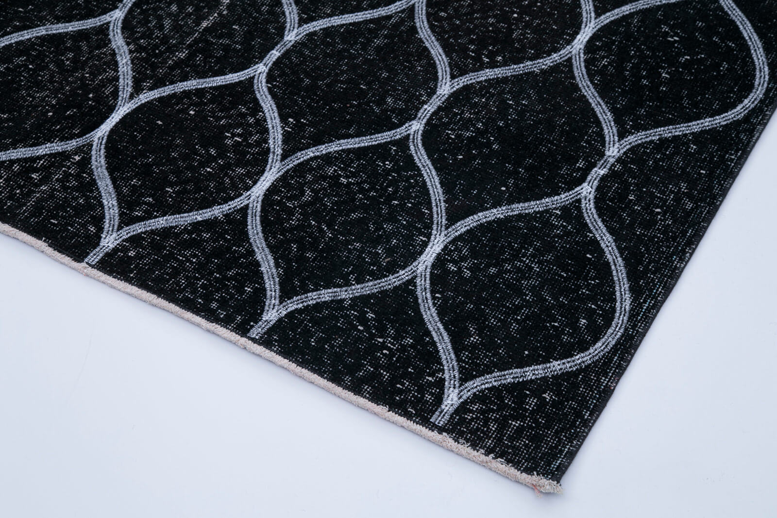 Handmade Wool Area Rug - Black Geometric Cotton Wool Blend Carpet 4'9''x12'6''