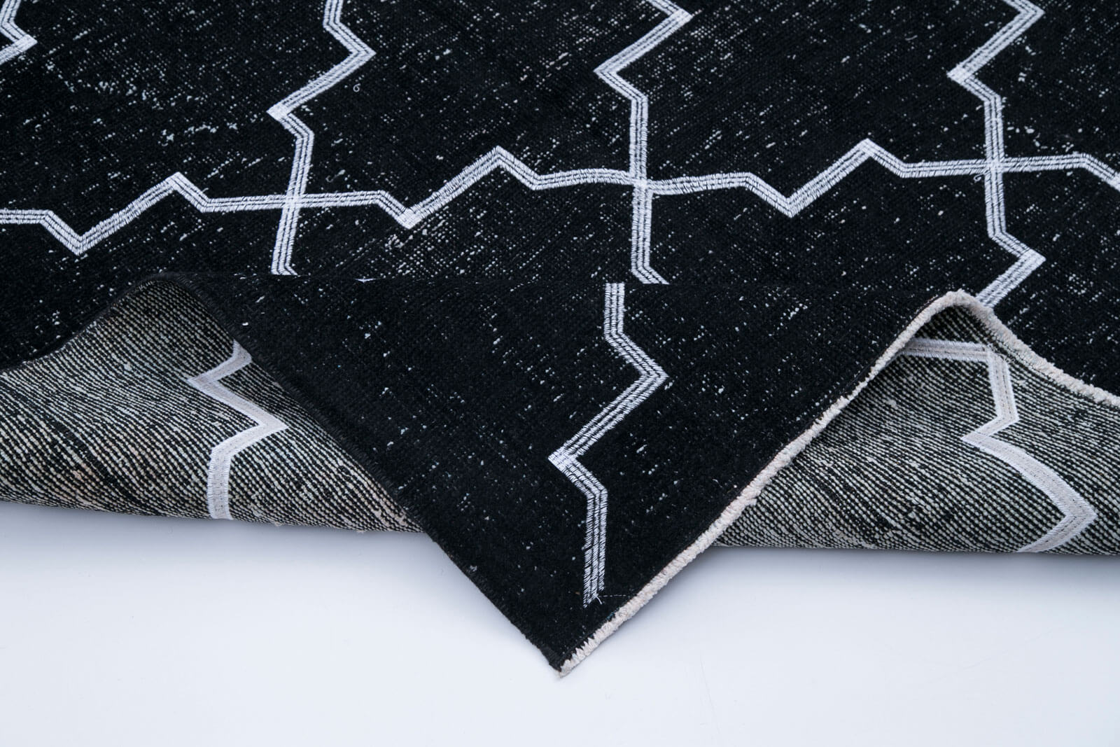 Handmade Geometric Rug – Black Area Rug, Cotton Wool, Hand Knotted Carpet 4'8''x12'8''