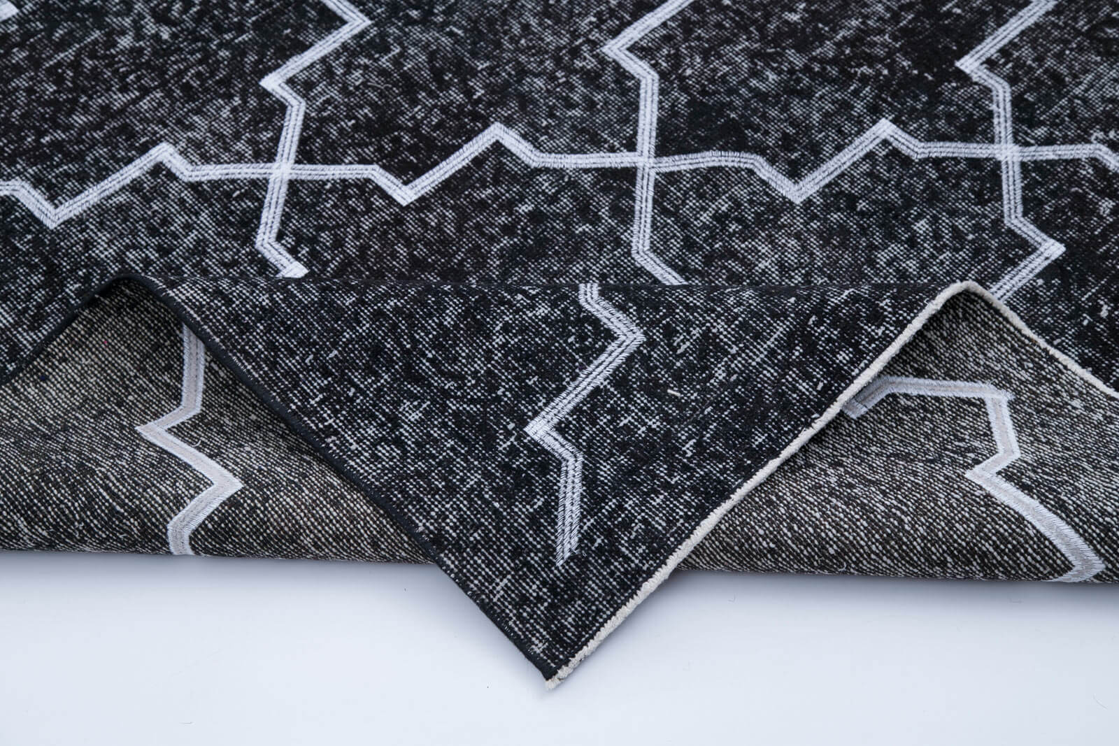 Handmade Geometric Rug - Black Area Rug 4'9''x12'4'' | Cotton Wool Soft Wool Carpet
