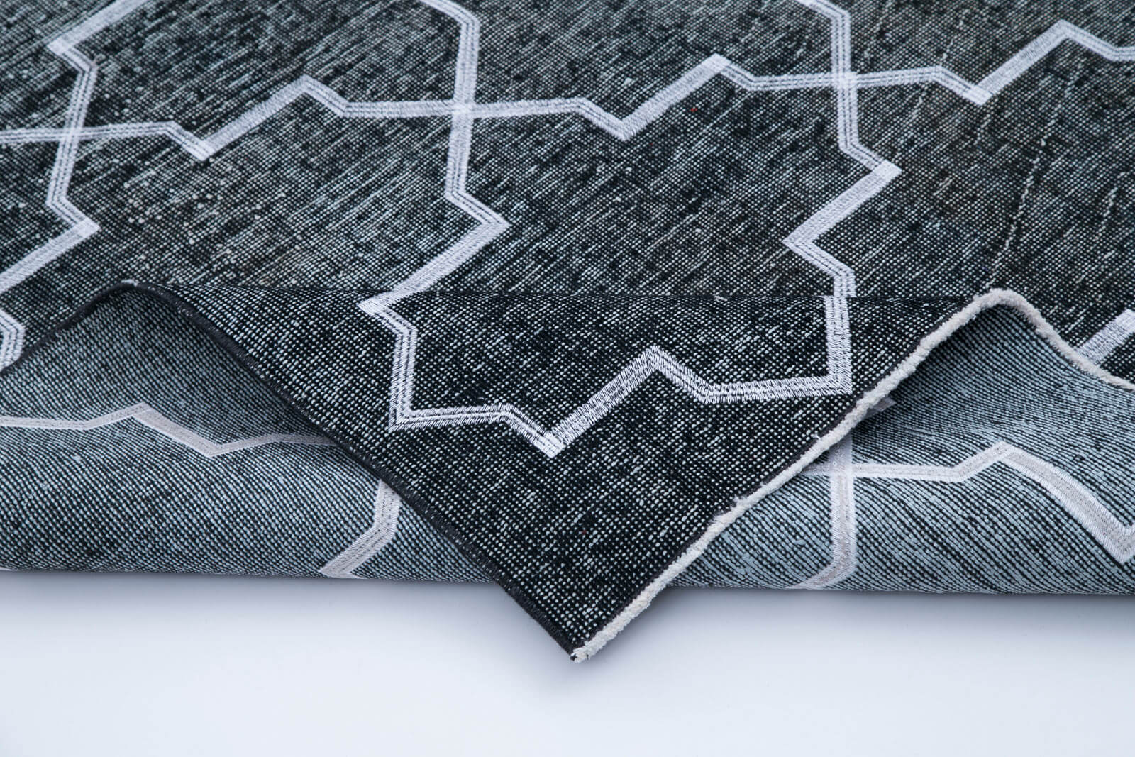 Handmade Geometric Rug – Grey Area Rug | Cotton Wool Carpet 4'9''x12'6''