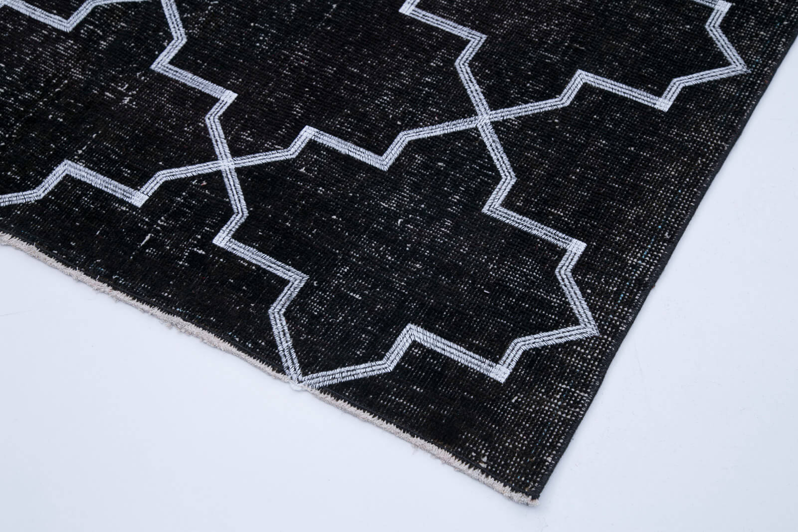 Handmade Geometric Rug – Black Cotton Wool Carpet 4'9''x13'1'' Area Rug