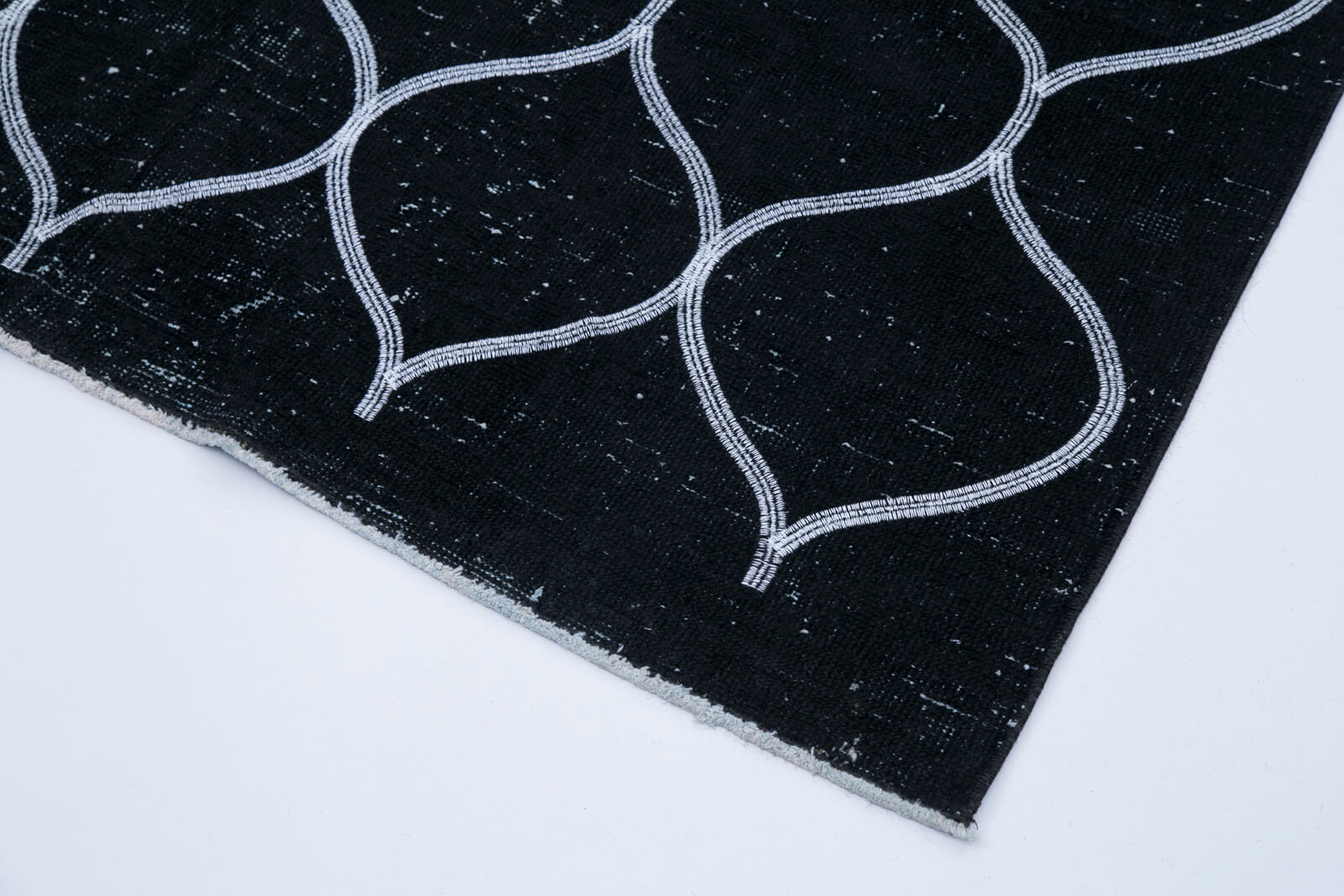 Handmade Geometric Rug – Black Area Rug Cotton Wool, Durable Hand Knotted Carpet 4'8''x12'8''