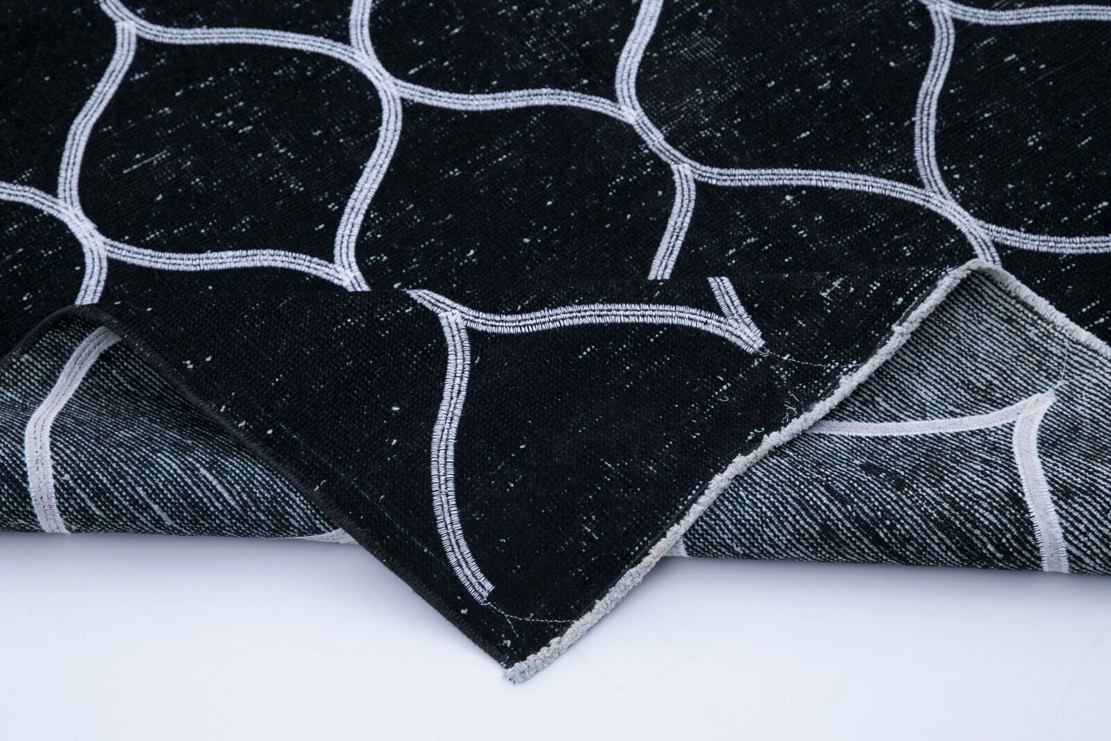 Handmade Geometric Rug – Black Area Rug Cotton Wool, Durable Hand Knotted Carpet 4'8''x12'8''