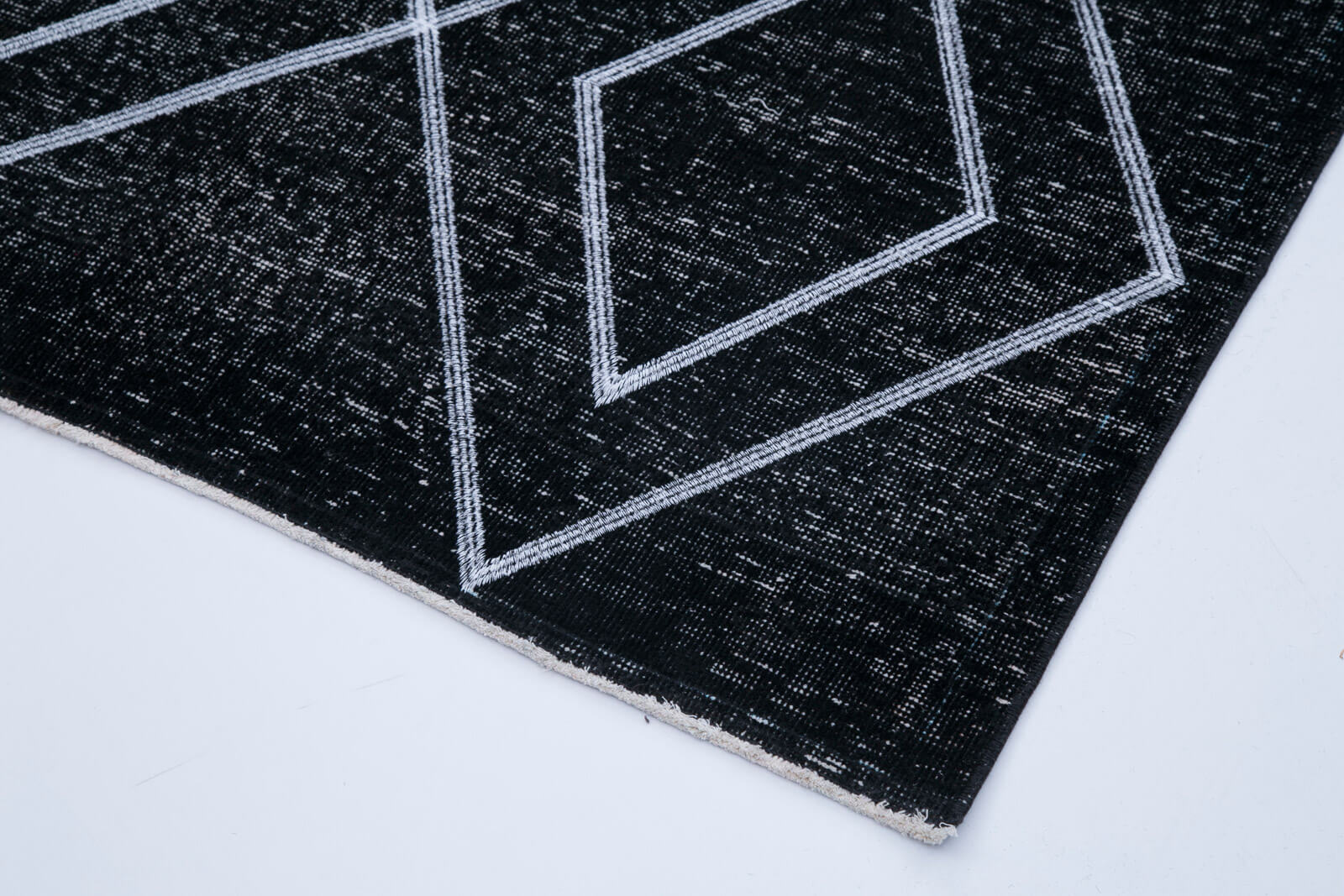 Handmade Geometric Rug - Black Area Rug 4x12 Feet, Cotton Wool Carpet