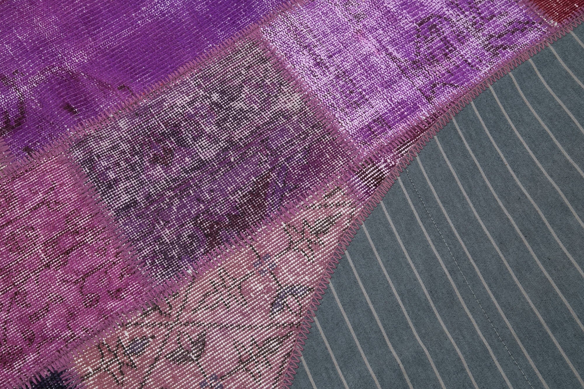 Handmade Patchwork Rug - Kirk Yama Purple Cotton Wool 6'3''x6'3'' Area Rug