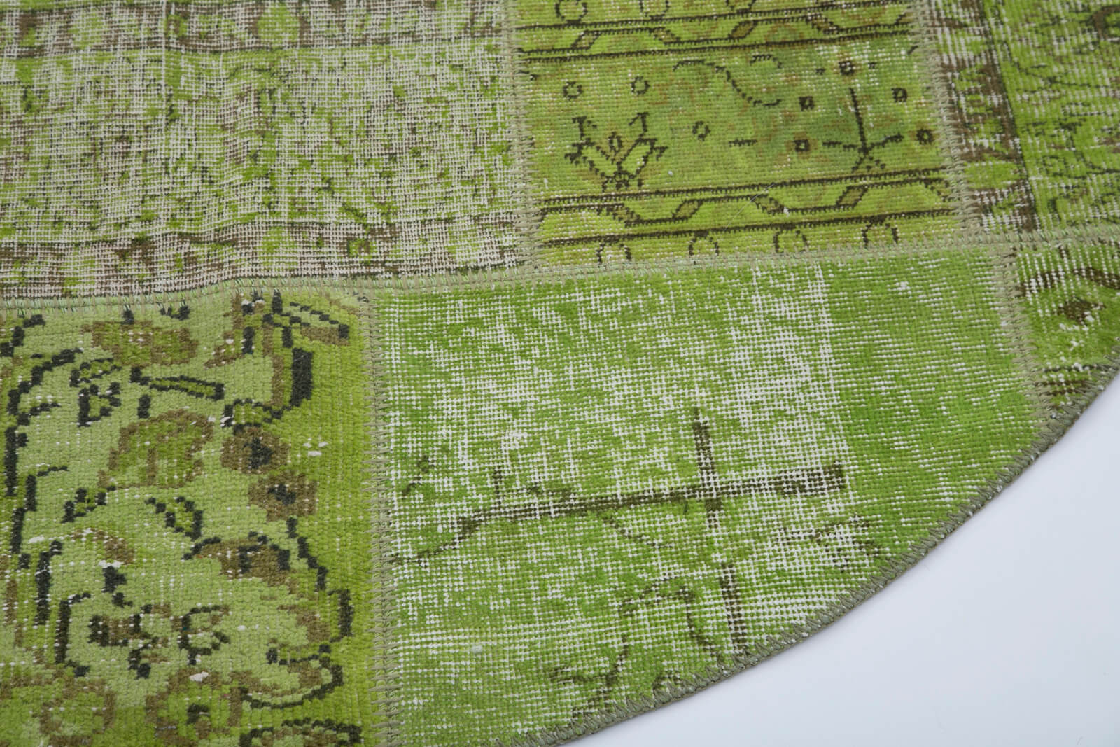 Handmade Area Rug - Green Patchwork Cotton Wool Vintage Turkish Carpet 4'11'' x 4'11''