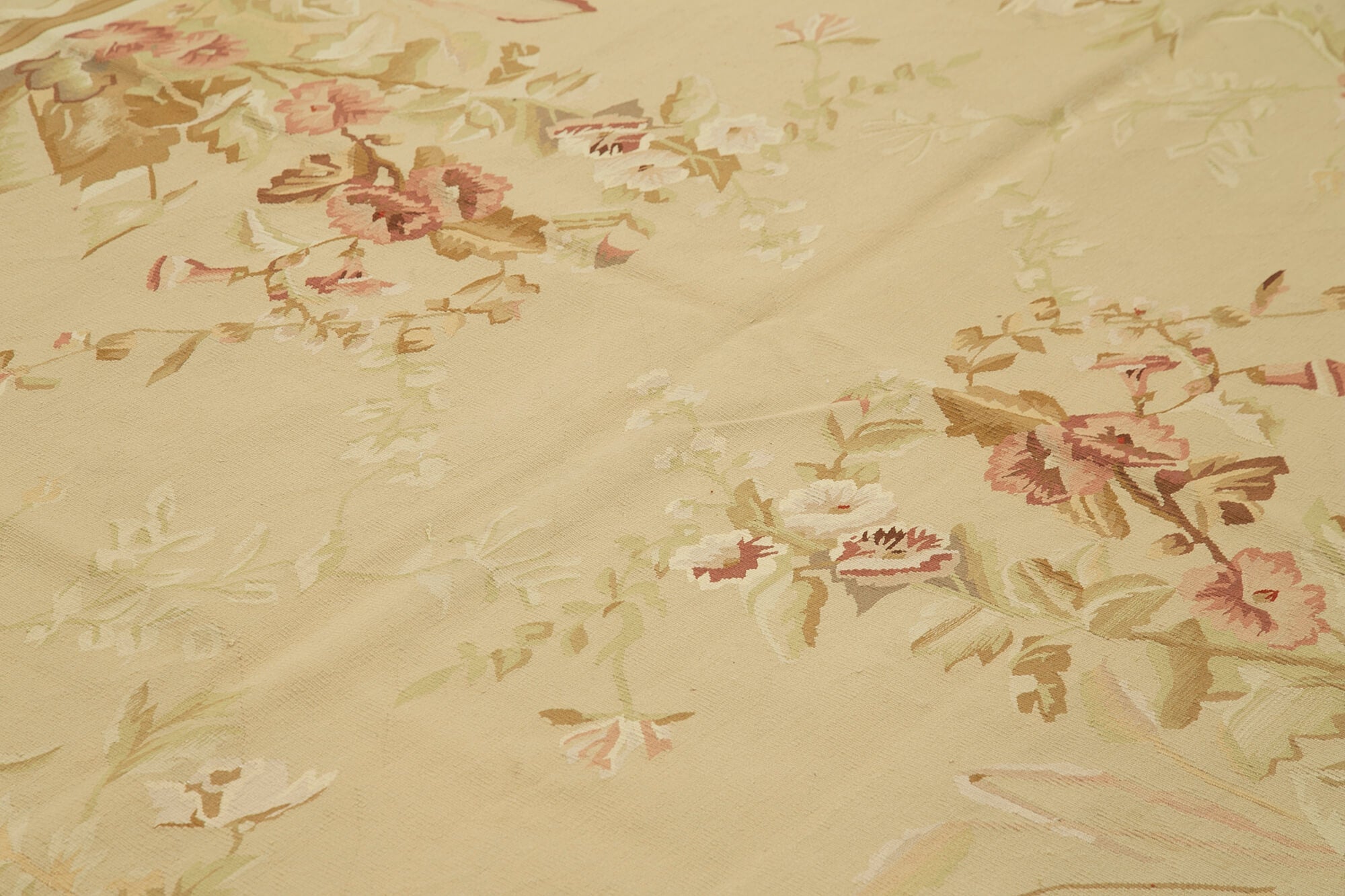 Handmade Wool Area Rug – Beige Floral Carpet With Classic Floral Design 8'10''x12'