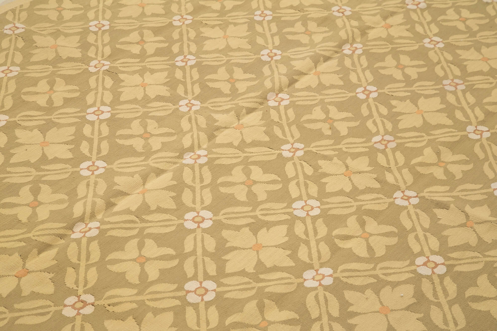 Handmade Wool Area Rug – Vintage Turkish Carpet with Classic Floral Design 8'9''x11'8''