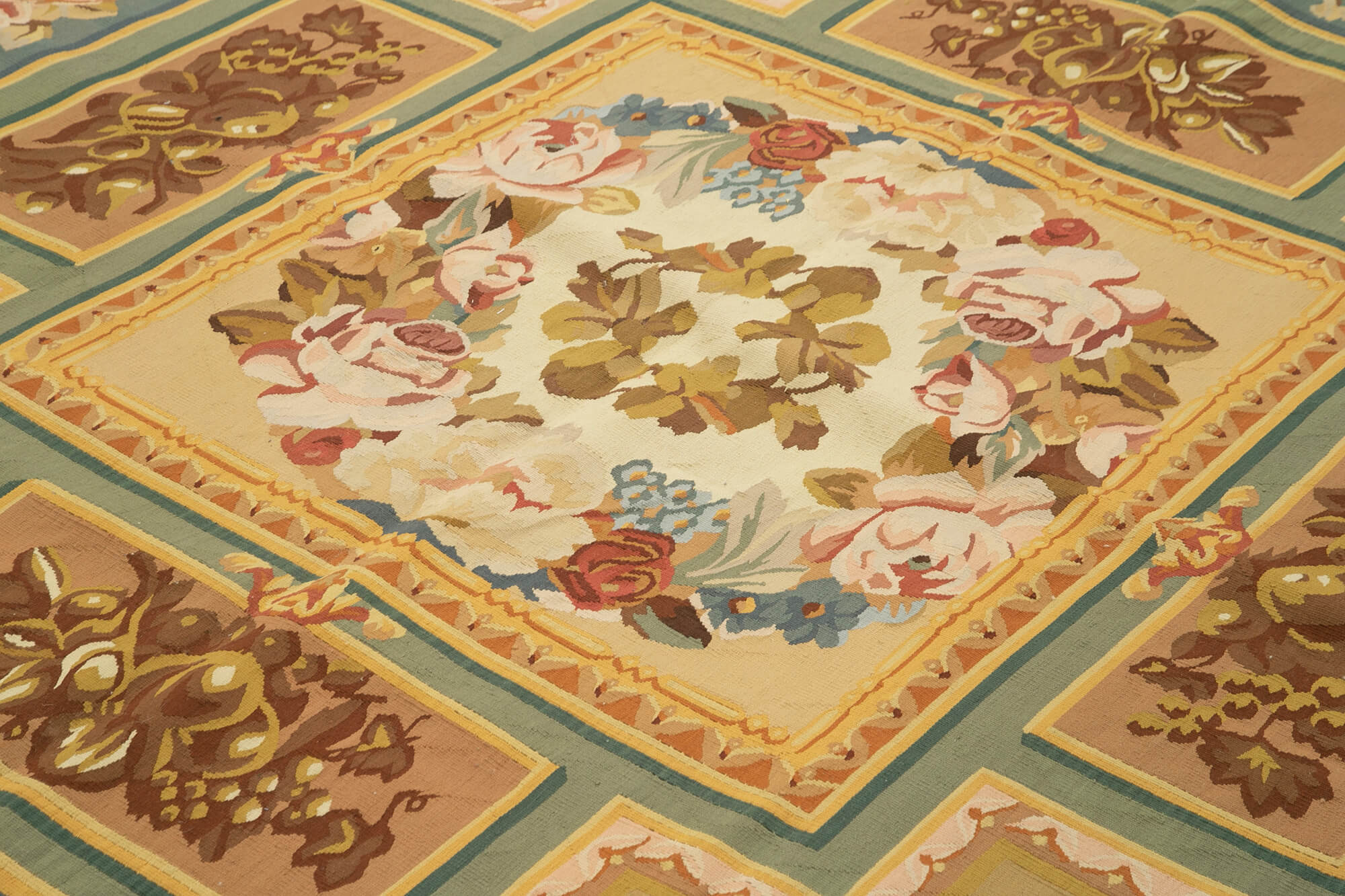 Handmade Area Rug – Beige Floral Cotton Wool Rug with Classic Design 9'3''x11'10''