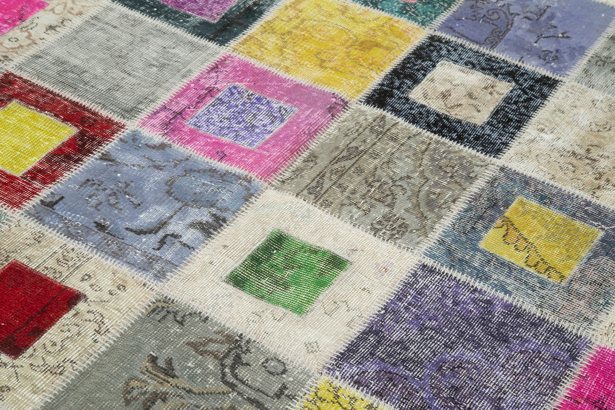 Handmade Wool Area Rug | Vintage Turkish Carpet Grey Patchwork 5'10''x7'9''
