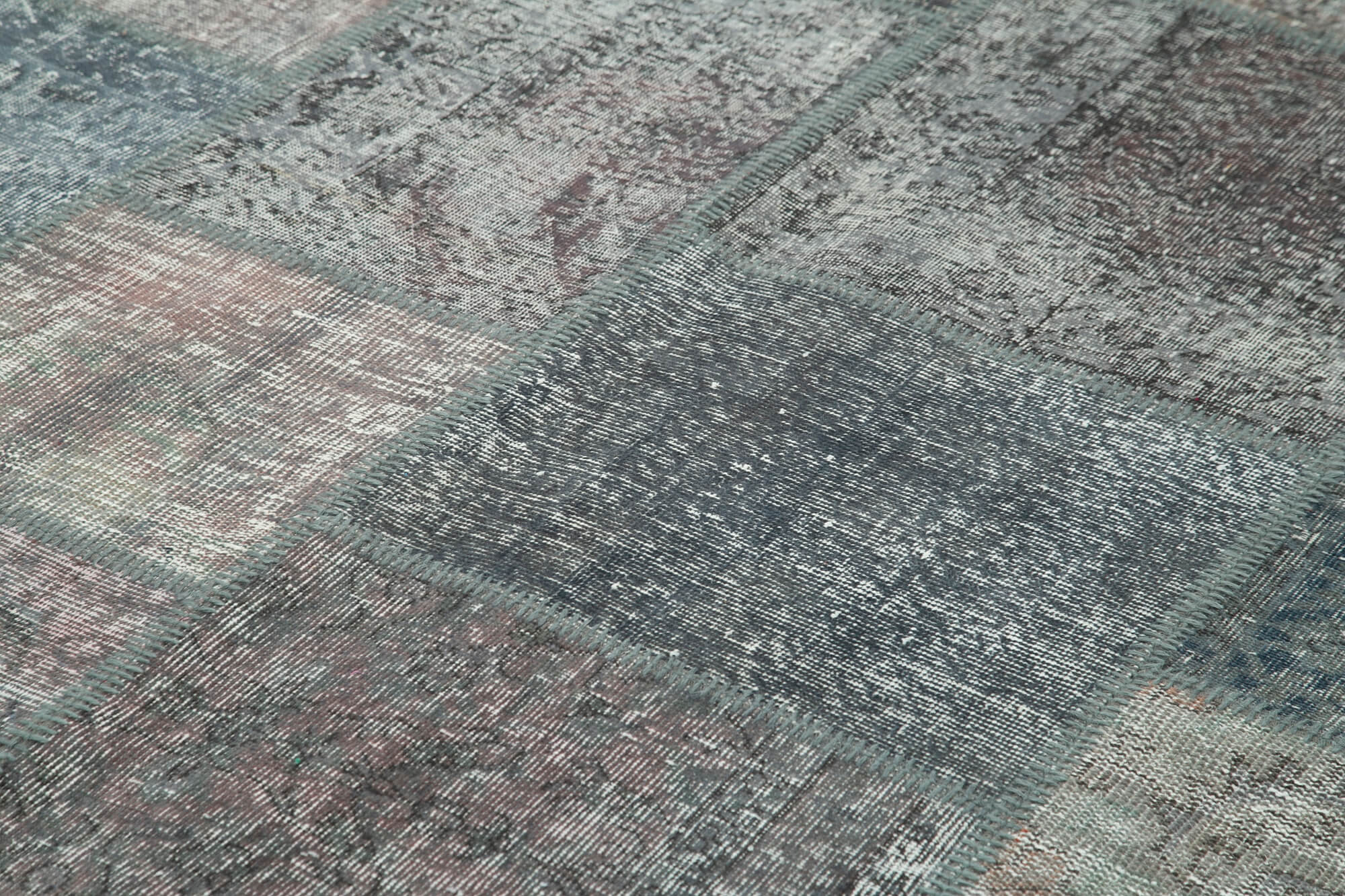 Handmade Patchwork Rug - Kirk Yama Grey Cotton Wool Area Rug 8'2''x11'5''