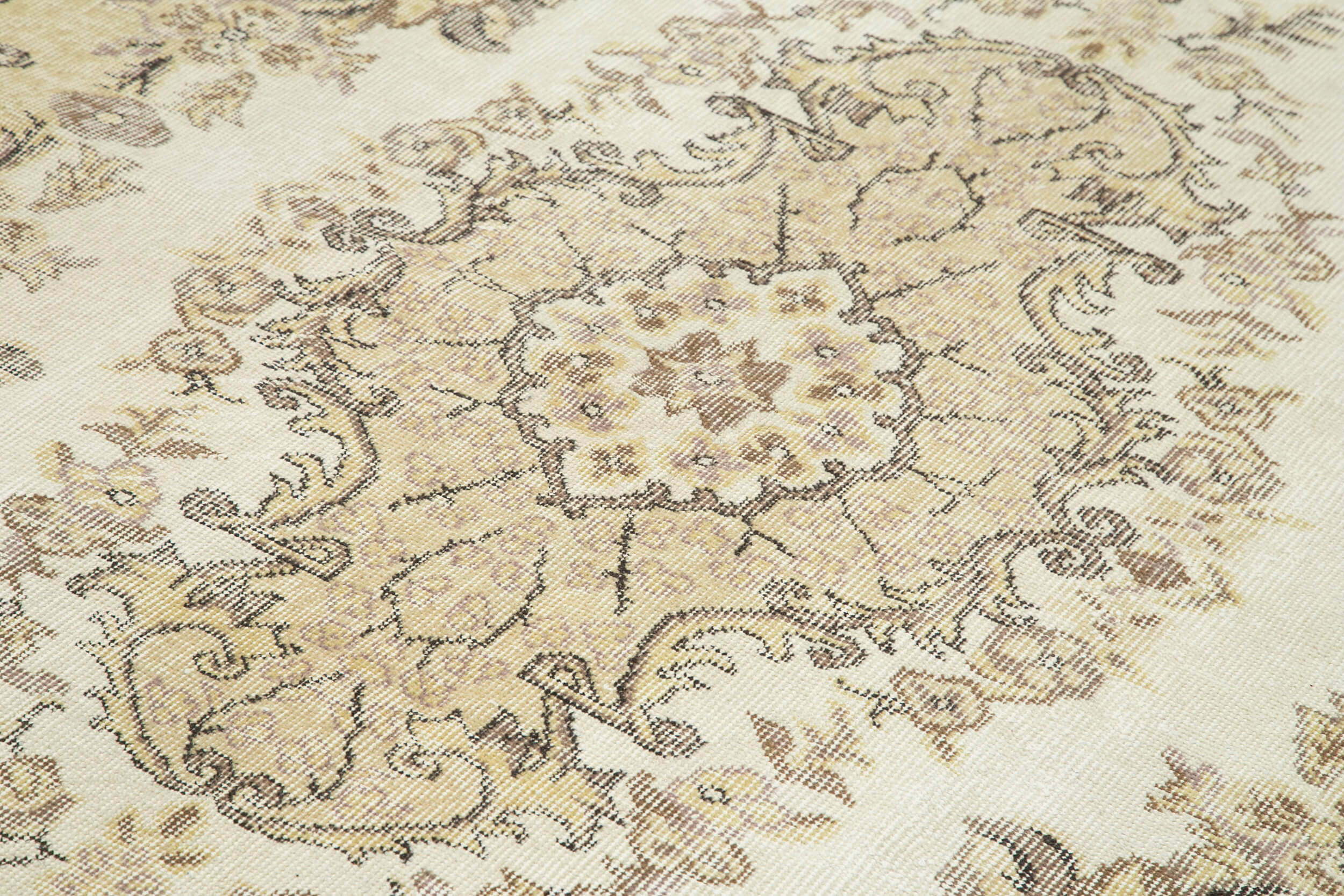 Handmade Wool Area Rug | Traditional Hand Knotted Turkish Wool Rug 5'10''x9'0''