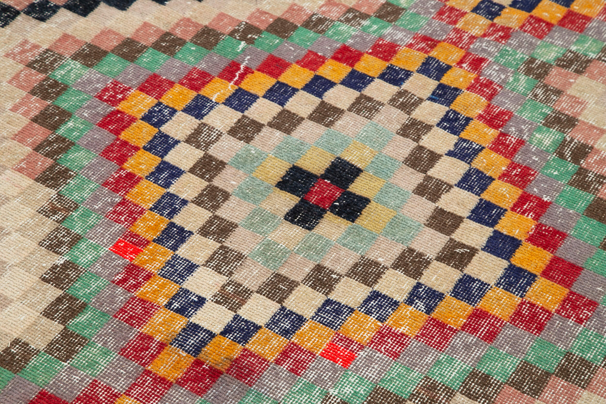 Handmade Cotton Wool Rug - Beige Checkered Turkish Kilim Carpet 4'10" x 9'11"