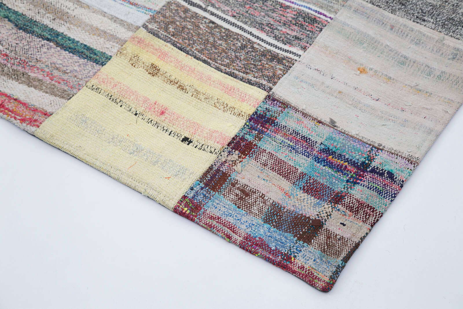 Handmade Wool Area Rug - Kirk Yama Grey Patchwork Design Cotton Wool Carpet 6'7" x 9'10"