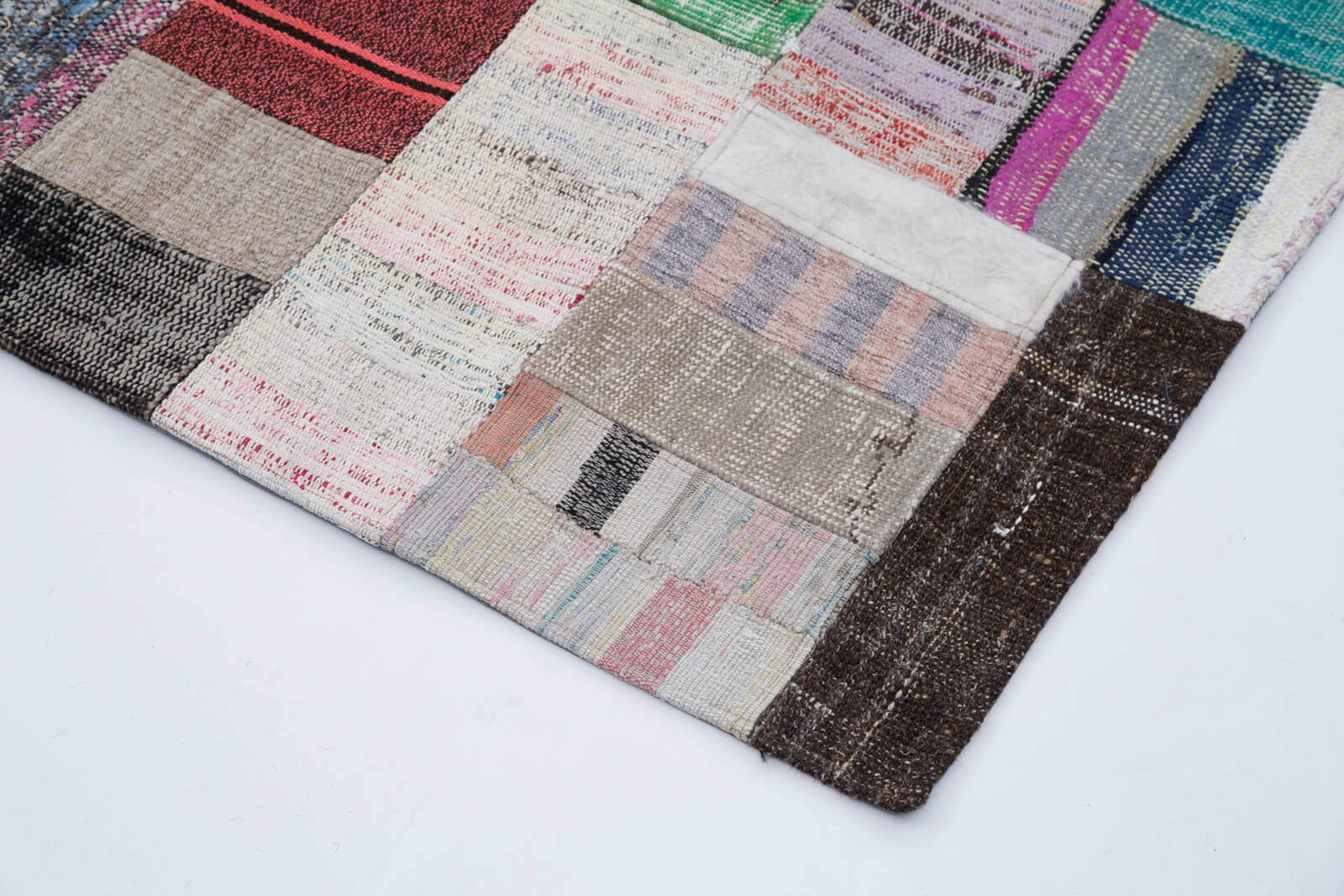 Kirk Yama Grey Patchwork Cotton Wool Handmade Area Rug 6'7'' x 9'10''
