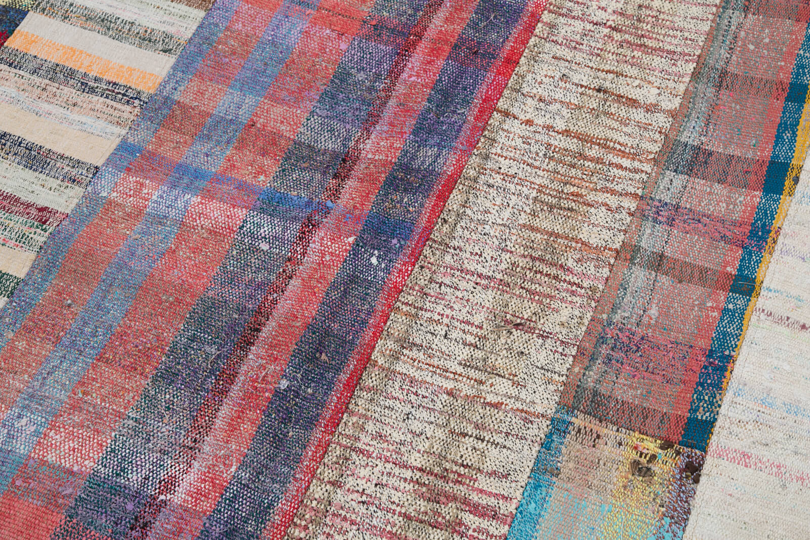 Handmade Wool Area Rug - Kirk Yama Grey Patchwork Cotton Wool Carpet 6'6''x9'11''