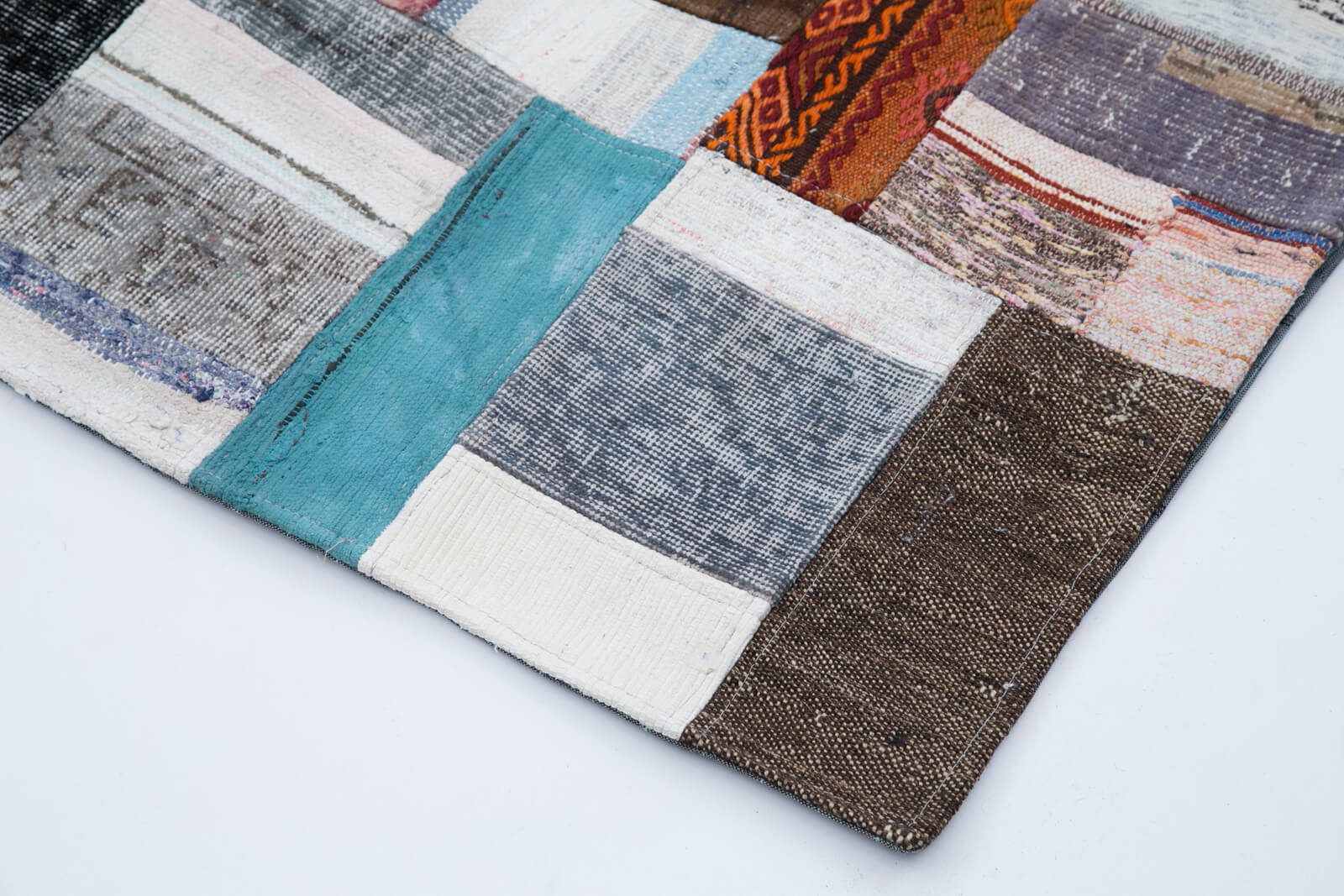 Handmade Patchwork Rug - Kirk Yama Grey Cotton Wool Carpet 6'7''x10'0''