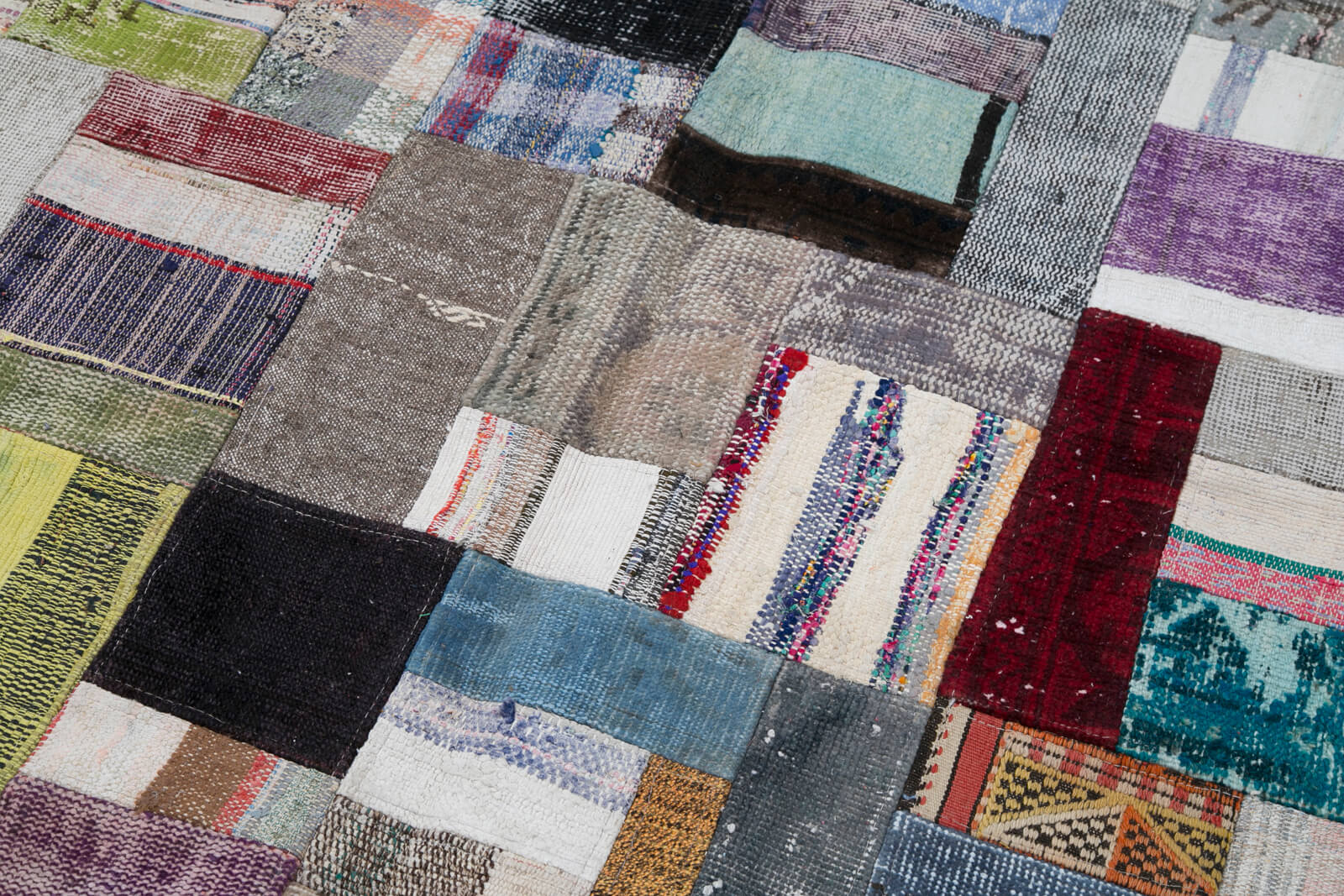 Handmade Patchwork Rug - Grey Cotton Wool Carpet 6'7''x10'0'' Vintage Turkish Area Rug