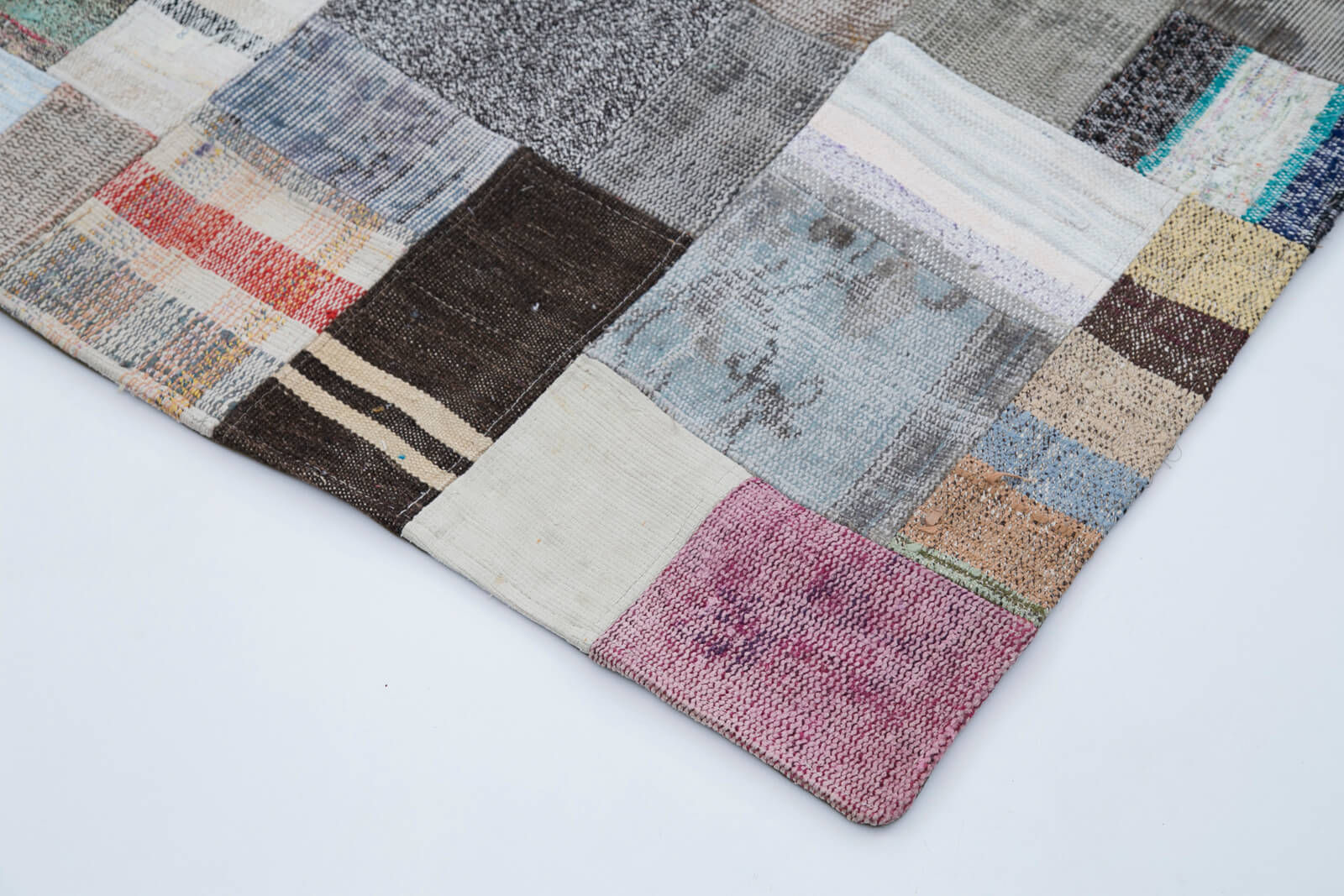 Handmade Wool Area Rug - Kirk Yama Grey Patchwork Design, Cotton Wool Carpet 6'6''x9'11''