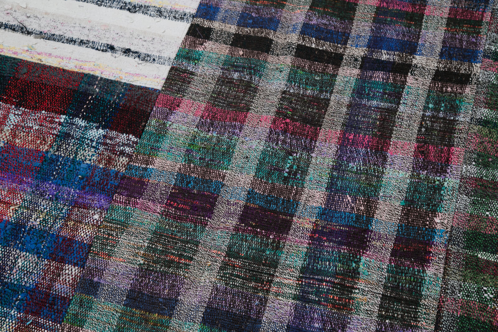 Handmade Patchwork Rug – Kirk Yama Grey Cotton Wool Area Rug 6'7''x9'10''