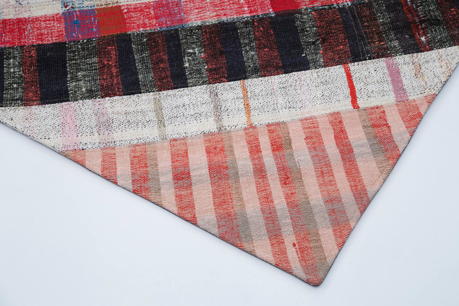 Handmade Area Rug – Grey Patchwork Carpet | Hand Knotted Cotton Wool Rug