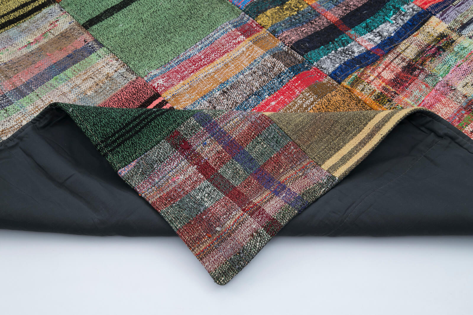Handmade Wool Area Rug - Grey Patchwork Carpet | Durable Cotton Wool Rug 5'11''x7'10''