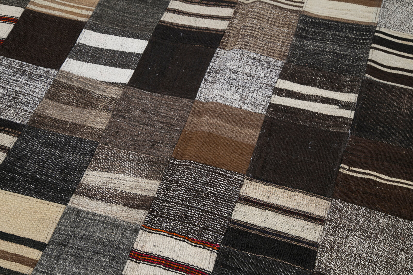 Handmade Patchwork Rug - Brown Patchwork Carpet 5x8 Feet | Cotton Wool Rug