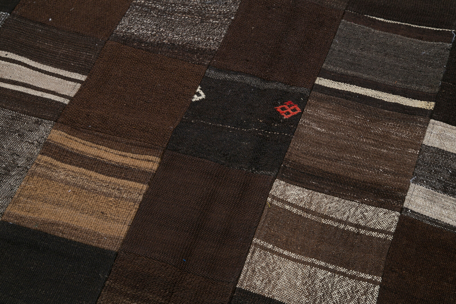 Handmade Patchwork Rug - Brown Patchwork Carpet 5'7''x7'10'' Cotton Wool Rug