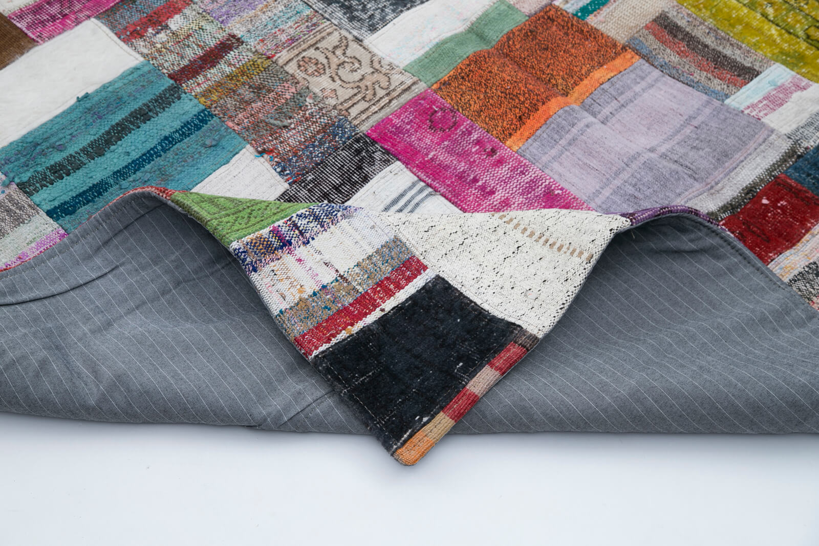 Handmade Patchwork Rug | Vintage Handwoven Carpet Grey Area Rug Cotton Wool Blend