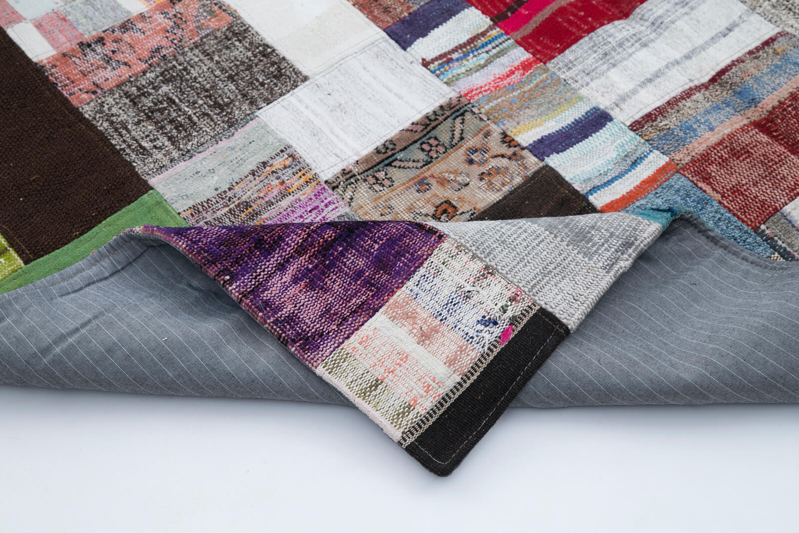 Handmade Patchwork Rug - Kirk Yama Grey Cotton Wool Area Rug 6'7''x9'10''