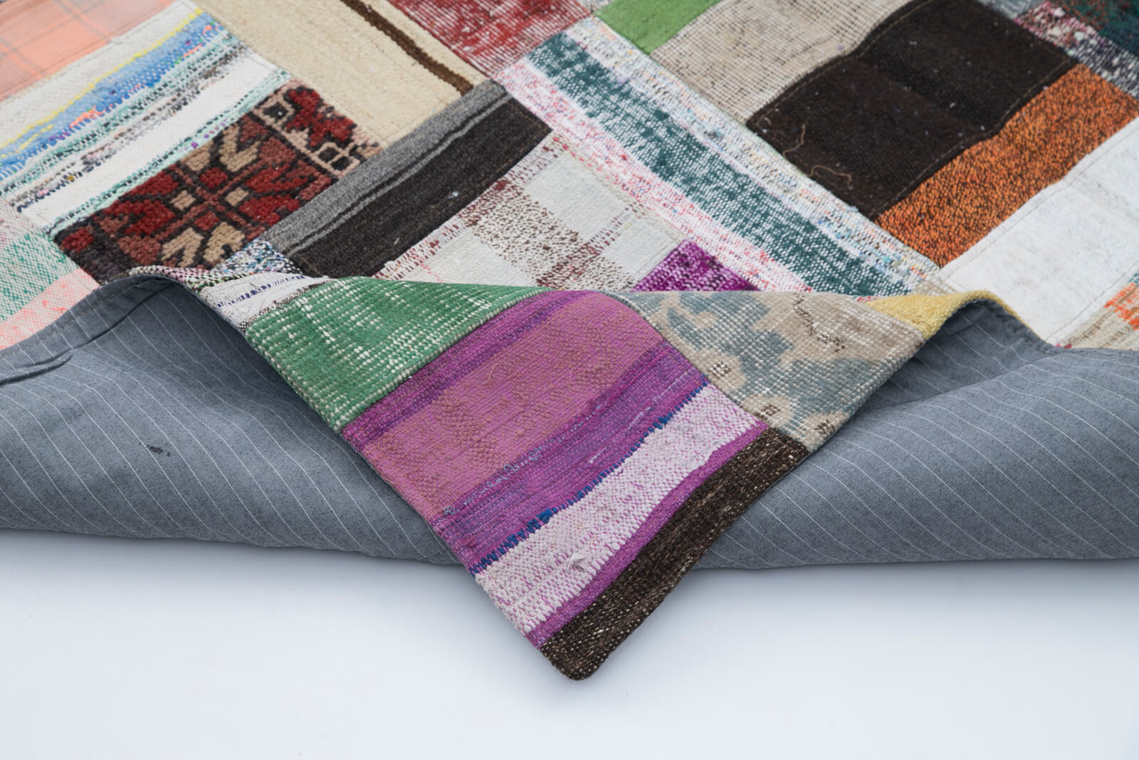 Handmade Patchwork Rug - Kirk Yama Grey Area Rug 6'7''x10'0'' Cotton Wool Blend