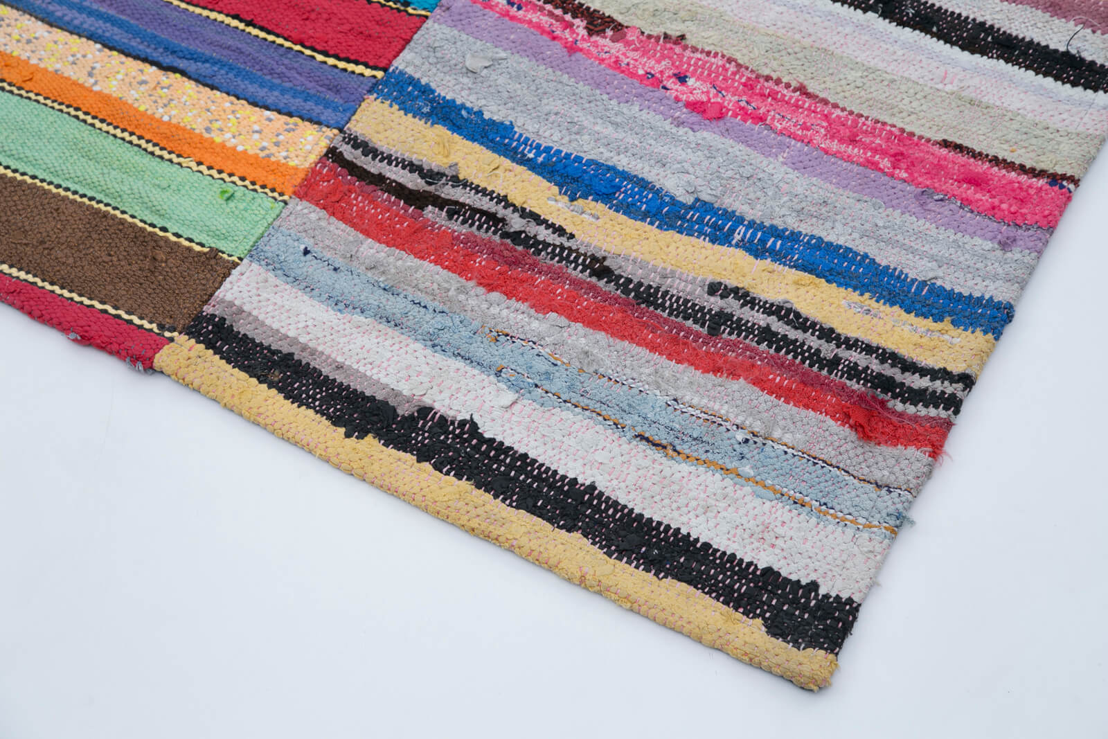 Handmade Patchwork Rug - Kirk Yama Grey Cotton Wool Area Rug 7'1''x10'5''
