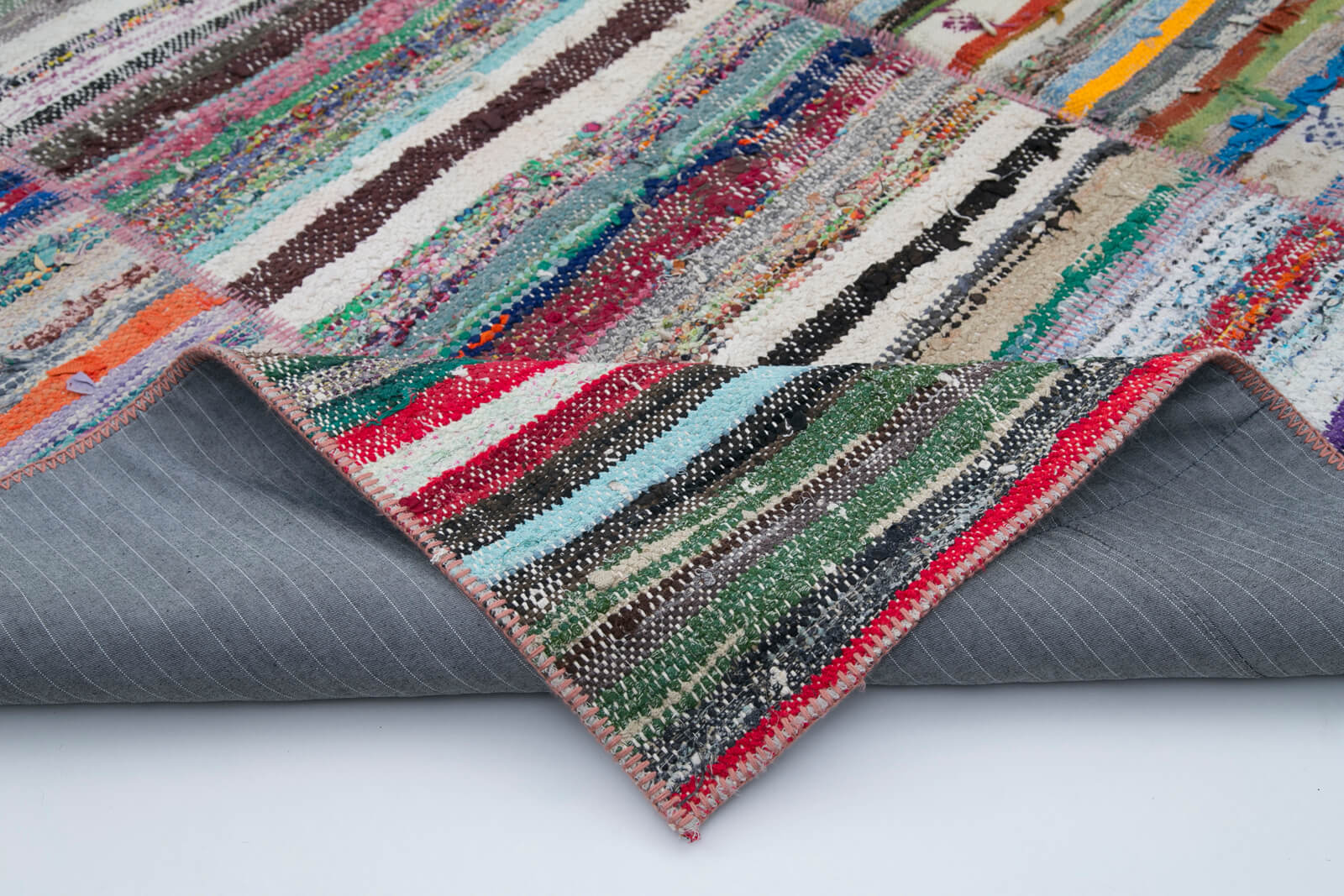 Kirk Yama Grey Patchwork Cotton Wool Handmade Area Rug 6'8'' x 9'4''
