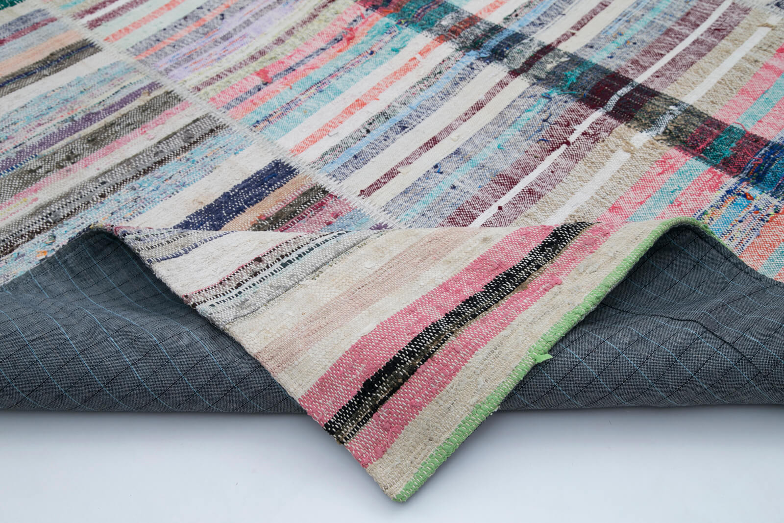 Handmade Patchwork Rug - Kirk Yama Grey Cotton Wool Area Rug 6'8''x9'10''