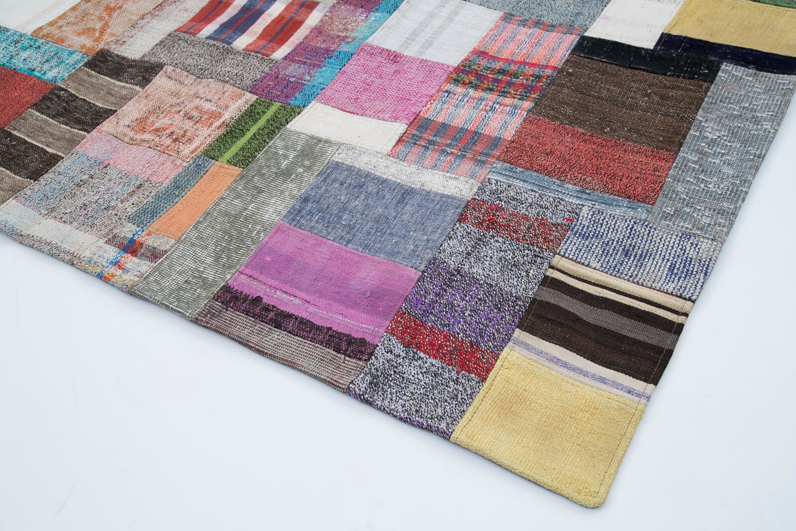 Handmade Patchwork Area Rug - Kirk Yama Grey Cotton Wool Carpet 6'7''x9'10''