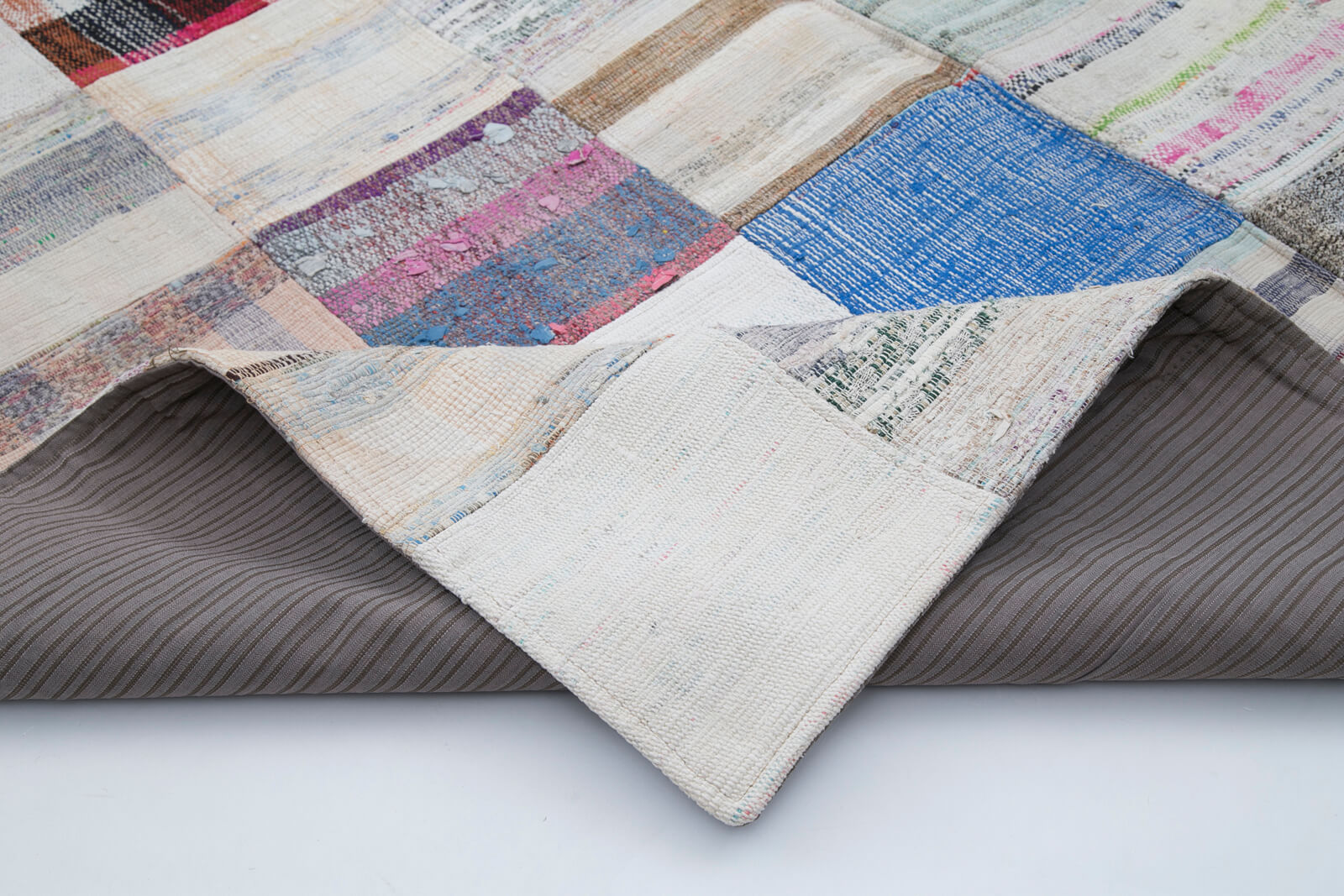 Handmade Wool Area Rug – White Patchwork Cotton Wool Rug 6'7''x9'11'' Bohemian Style