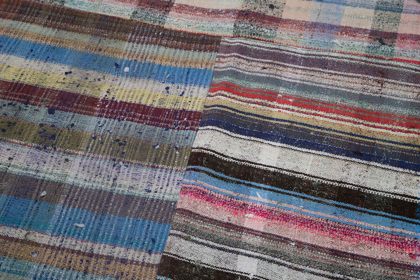 Handmade Patchwork Rug - Grey Cotton Wool Area Rug 5'11'' x 8'11'' | Artisan Woven Carpet