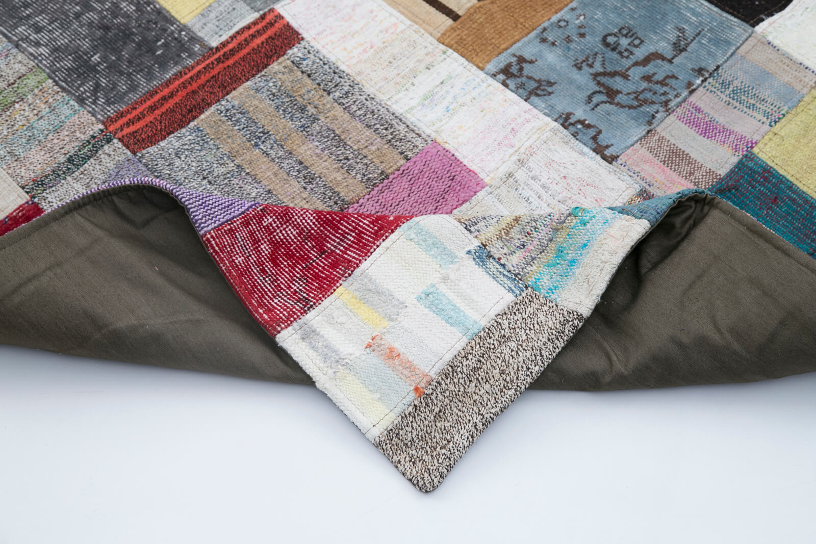 Handmade Patchwork Rug - Kirk Yama Grey Cotton Wool Area Rug 8'1''x9'11''