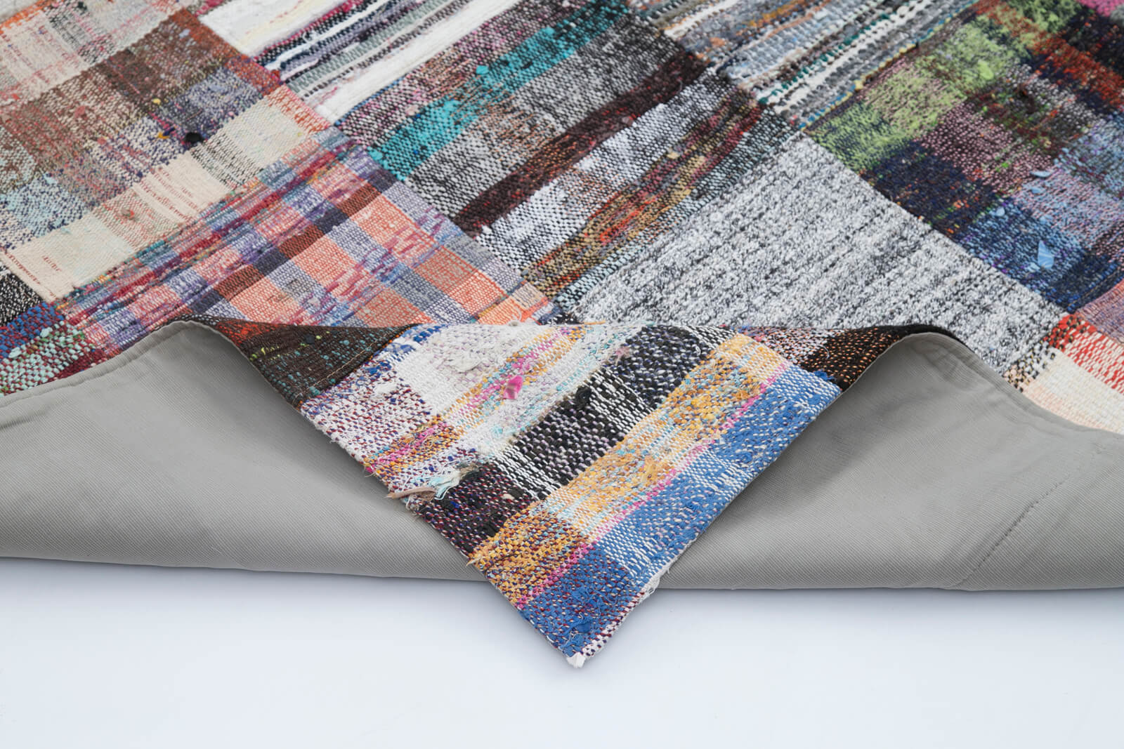 Handmade Patchwork Rug - Kirk Yama Grey Cotton Wool Area Rug 7'10'' x 9'9''