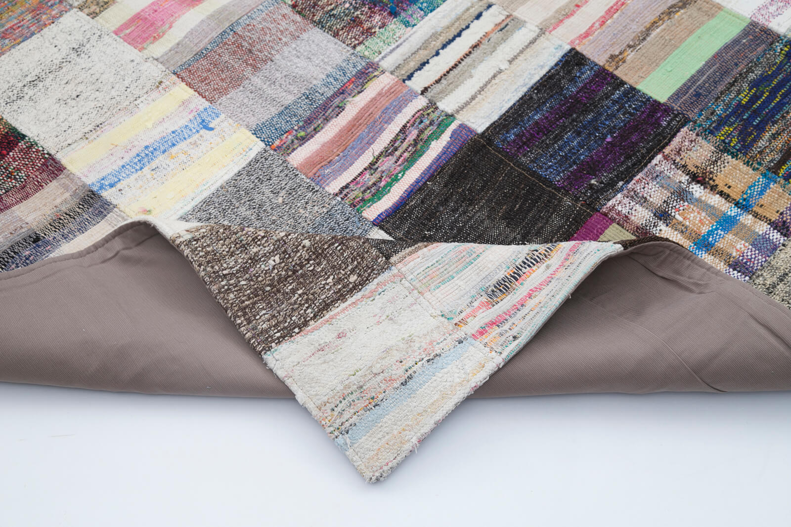 Handmade Patchwork Rug - Kirk Yama Grey Cotton Wool Area Rug 7'11'' x 9'10''