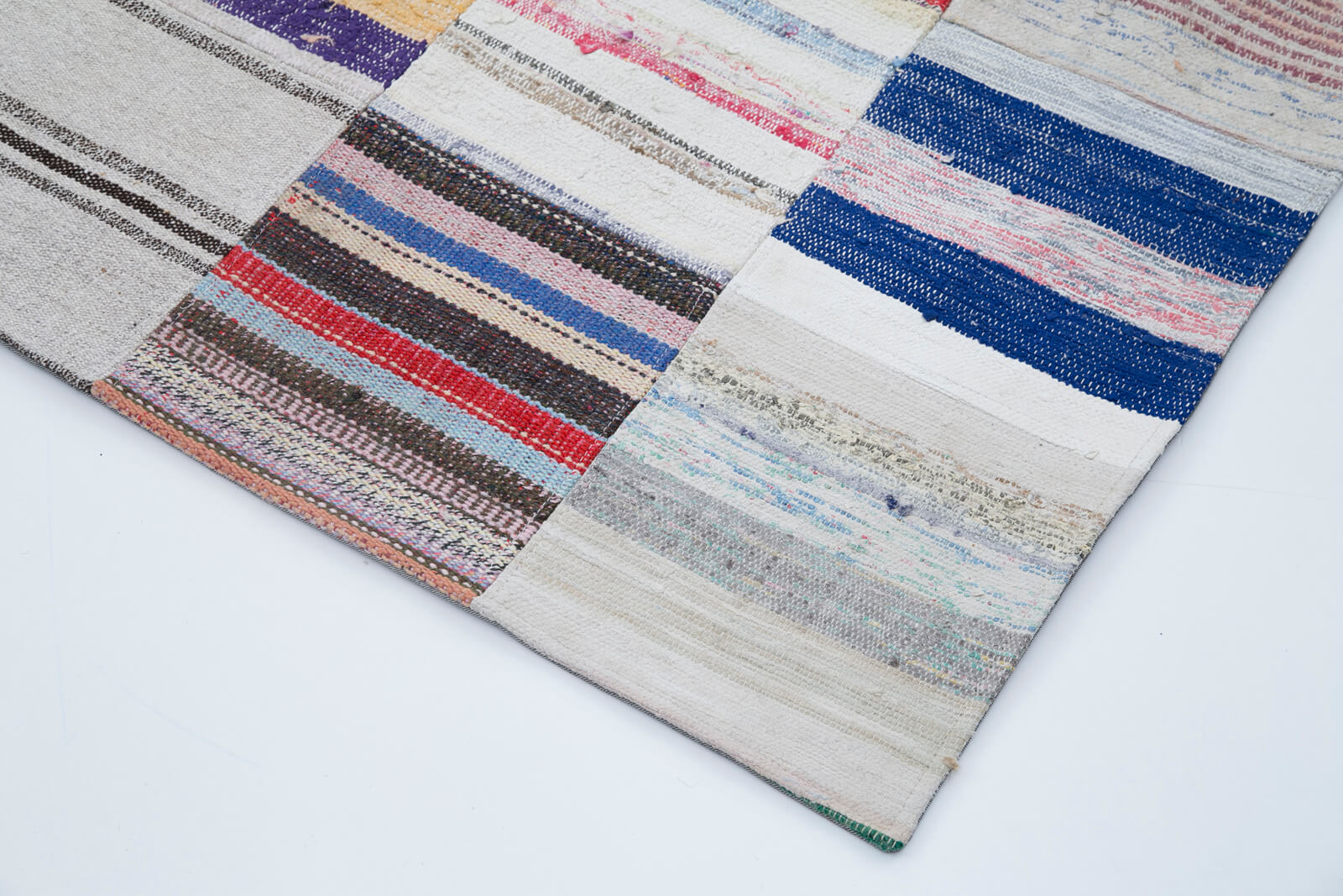 Handmade Patchwork Rug - Kirk Yama Grey Cotton Wool Area Rug 8'2''x10'