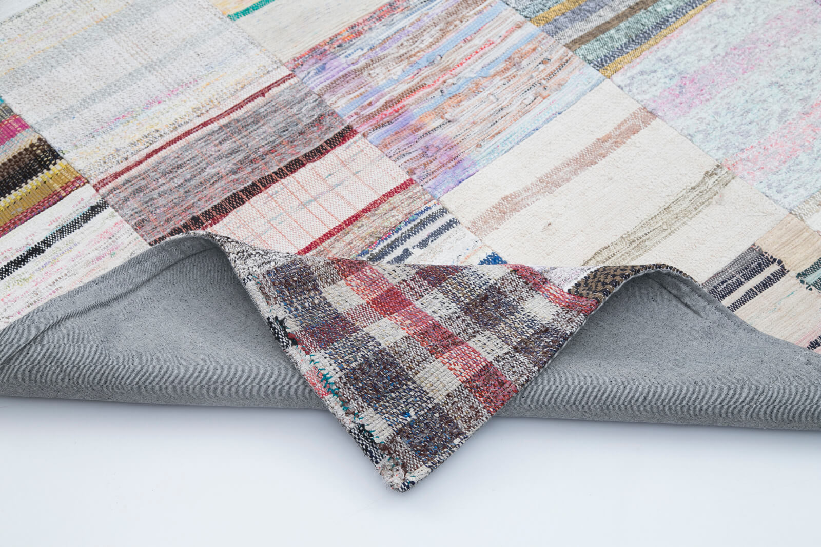 Handmade Patchwork Rug - Kirk Yama Grey Cotton Wool Area Rug 8'2''x10'