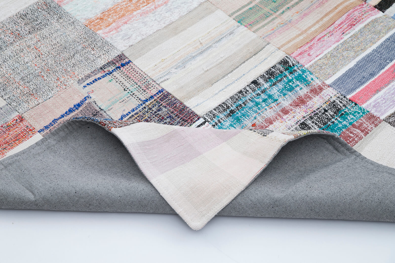 Handmade Patchwork Rug - Kirk Yama Grey Cotton Wool Area Rug 8'2''x10'0''