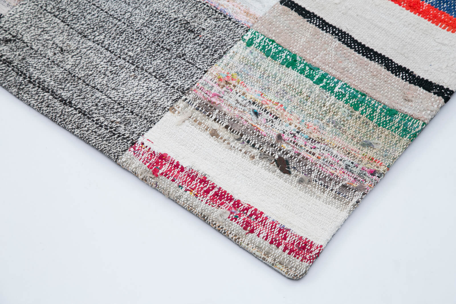 Handmade Patchwork Rug - Kirk Yama Grey Cotton Wool Blend Area Rug 8'2"x10'0"