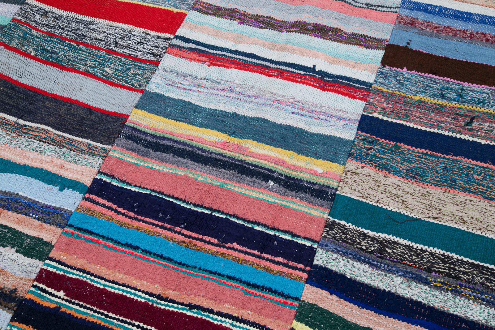 Kirk Yama Grey Patchwork Cotton Wool Handmade Area Rug 8'2'' x 10'1''