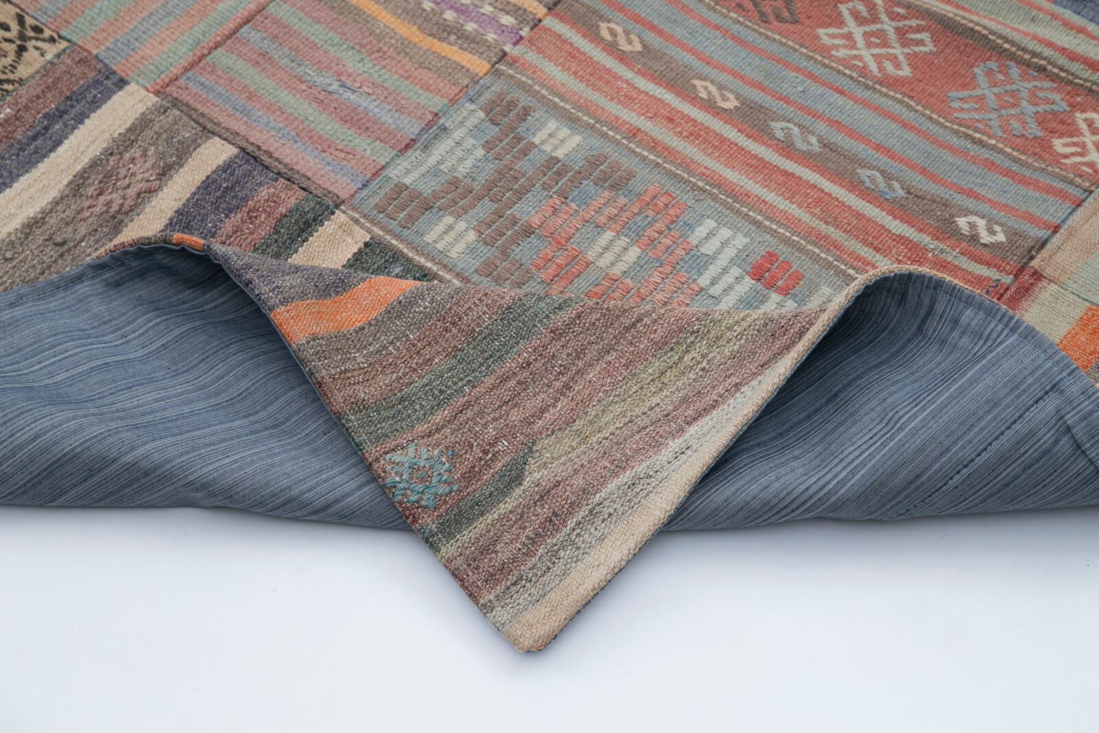 Handmade Wool Area Rug – Kirk Yama Brown Patchwork Cotton Wool Rug 6'8''x9'10''